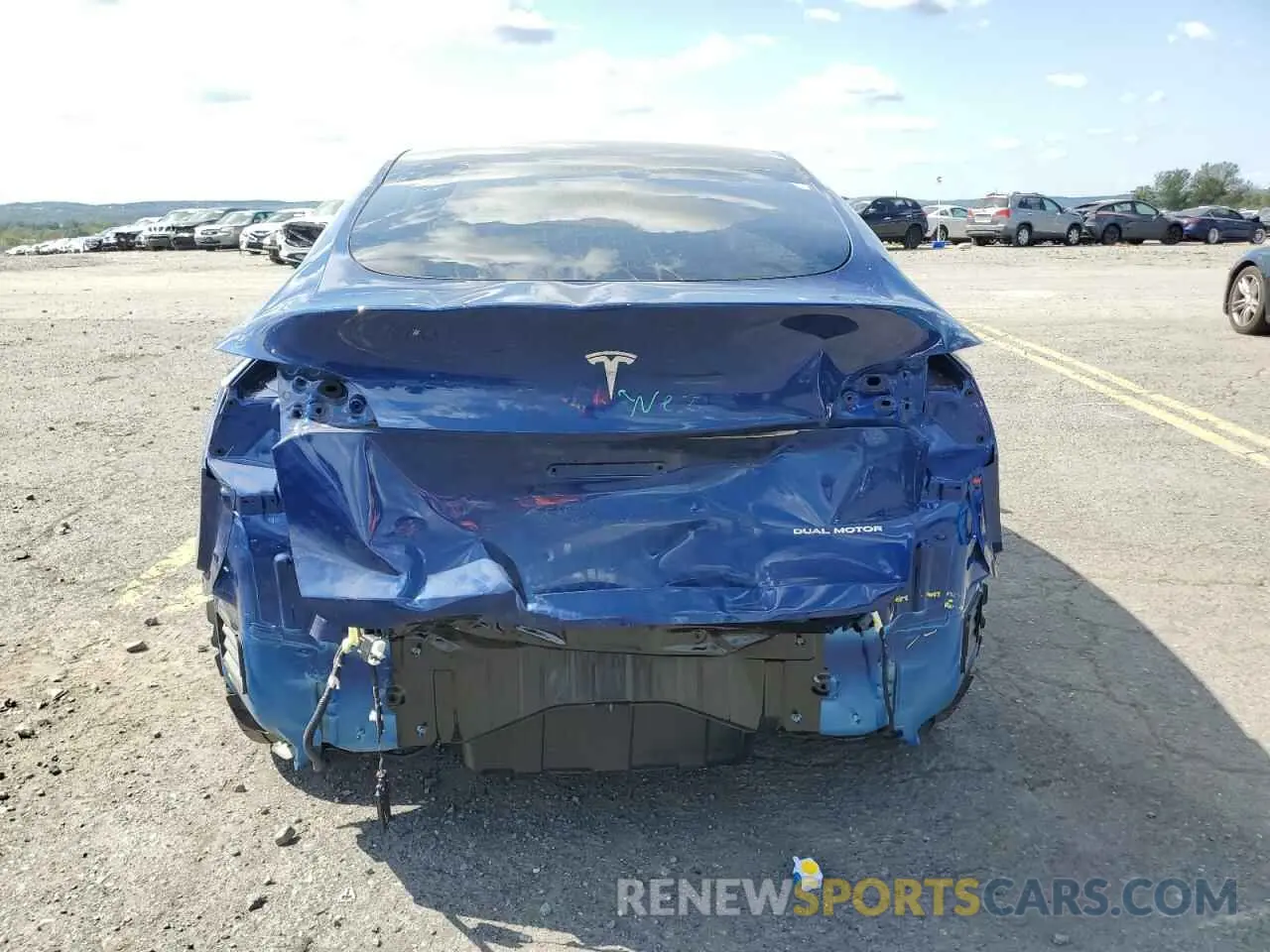 6 Photograph of a damaged car 7SAYGDEE8NF414097 TESLA MODEL Y 2022