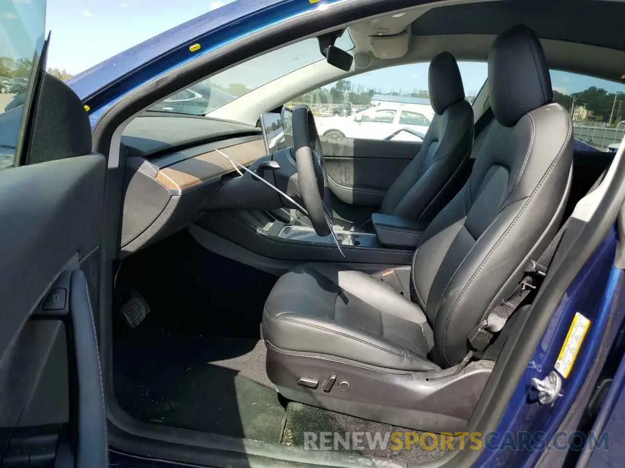 7 Photograph of a damaged car 7SAYGDEE8NF414097 TESLA MODEL Y 2022
