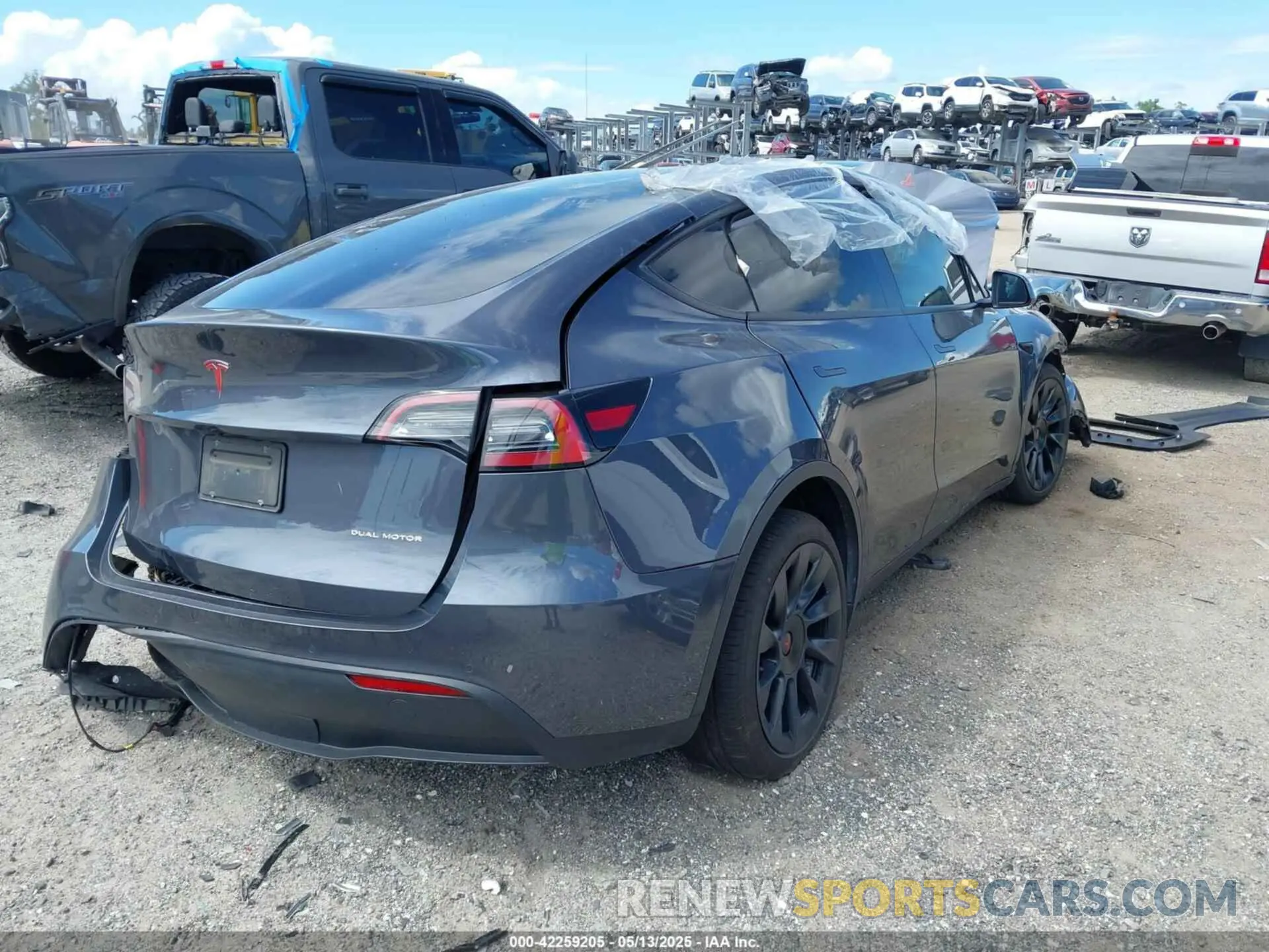 4 Фотография поврежденного автомобиля 7SAYGDEE8NF443194 TESLA MODEL Y 2022