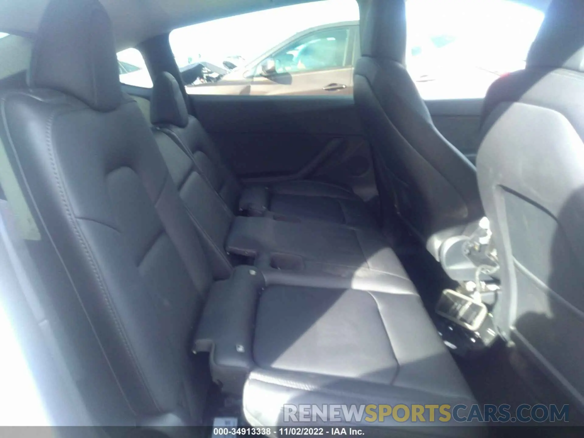 8 Photograph of a damaged car 7SAYGDEE8NF455135 TESLA MODEL Y 2022