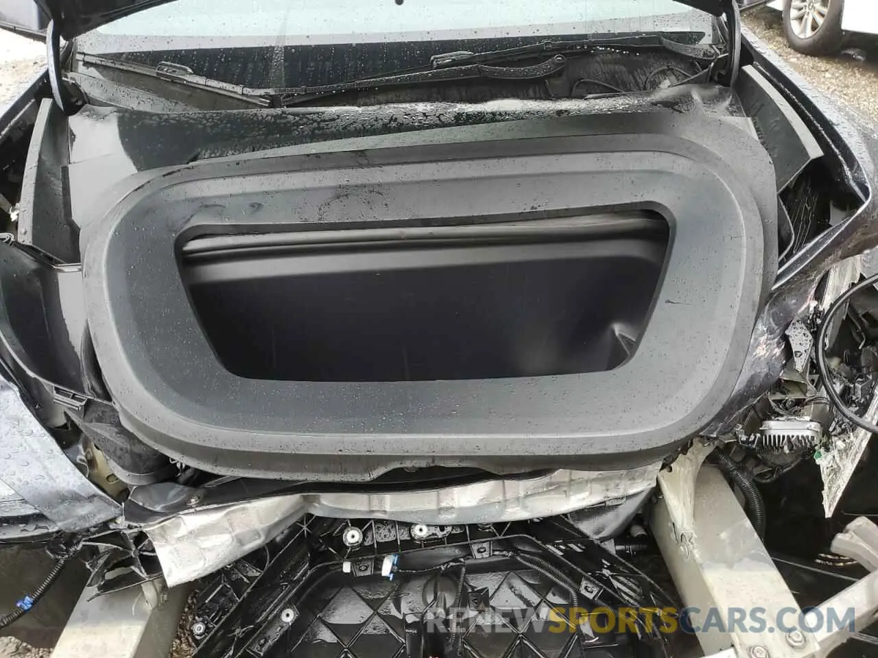 12 Photograph of a damaged car 7SAYGDEE8NF555915 TESLA MODEL Y 2022