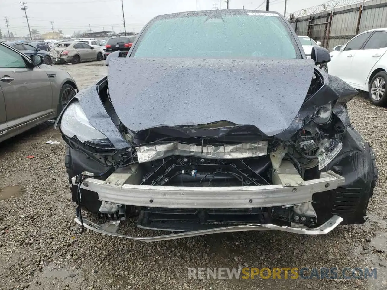 5 Photograph of a damaged car 7SAYGDEE8NF555915 TESLA MODEL Y 2022