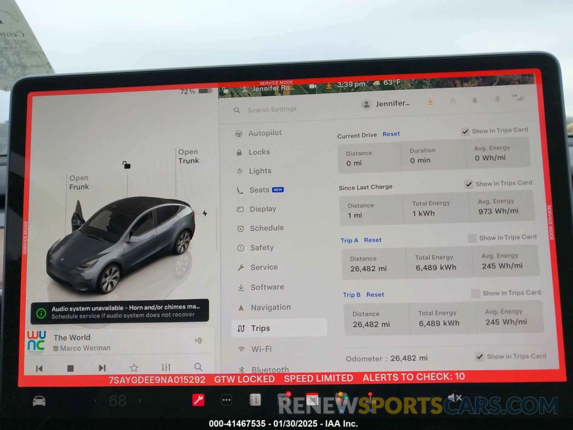 19 Photograph of a damaged car 7SAYGDEE9NA015292 TESLA MODEL Y 2022