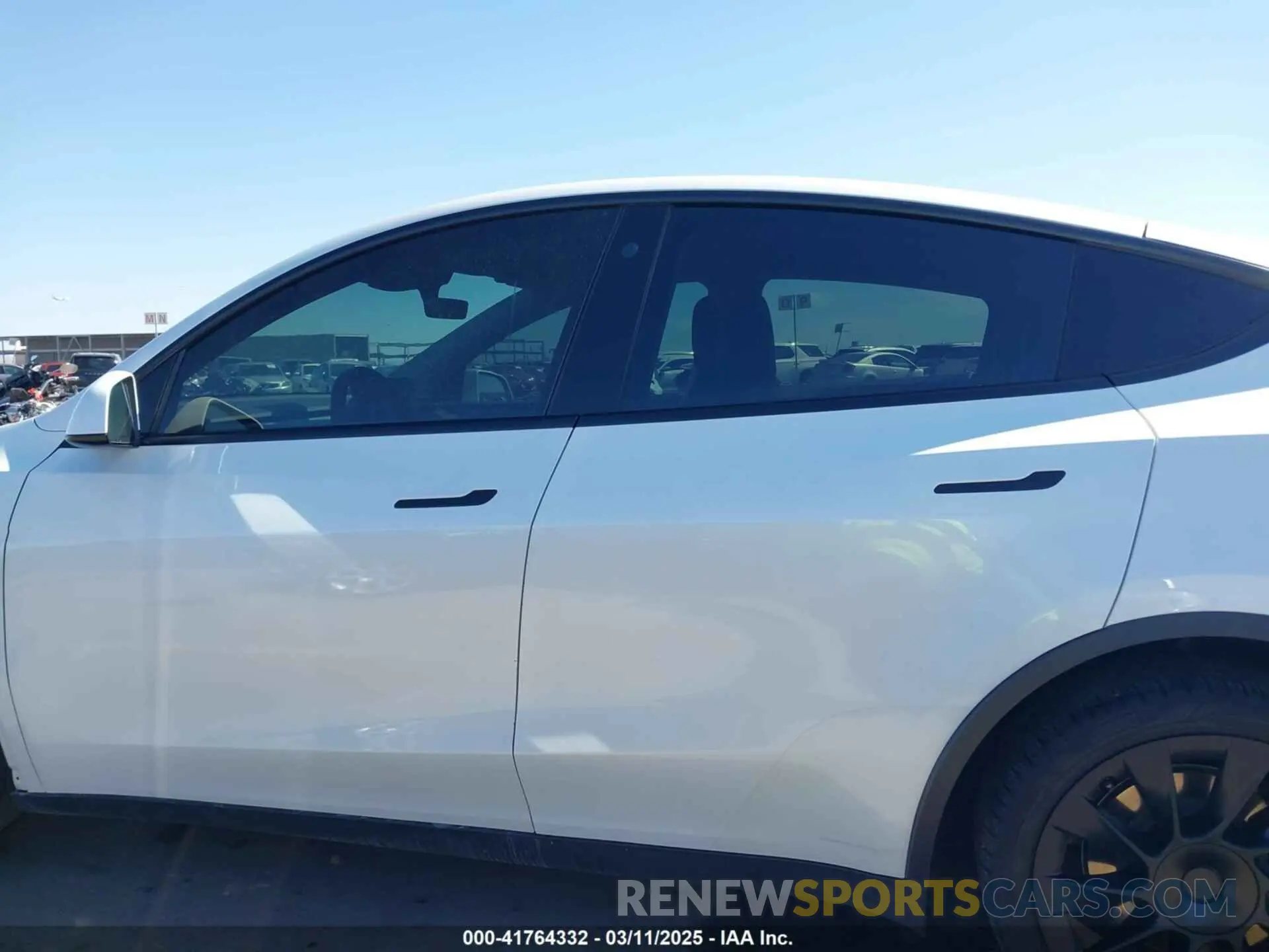 13 Фотография поврежденного автомобиля 7SAYGDEE9NA017284 TESLA MODEL Y 2022