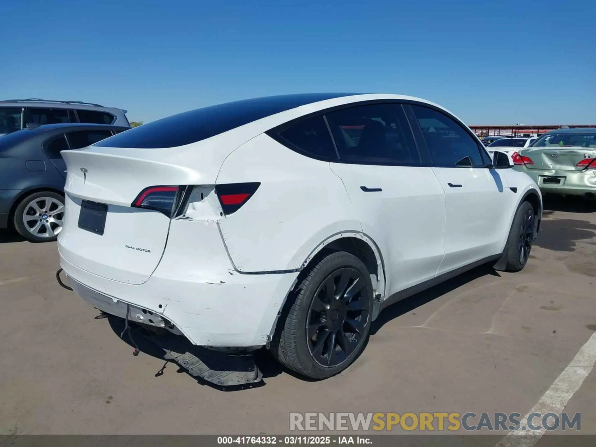 4 Фотография поврежденного автомобиля 7SAYGDEE9NA017284 TESLA MODEL Y 2022