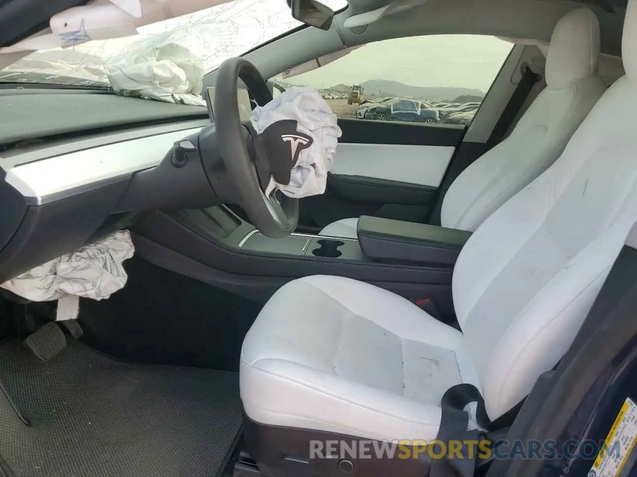 7 Photograph of a damaged car 7SAYGDEE9NF411810 TESLA MODEL Y 2022
