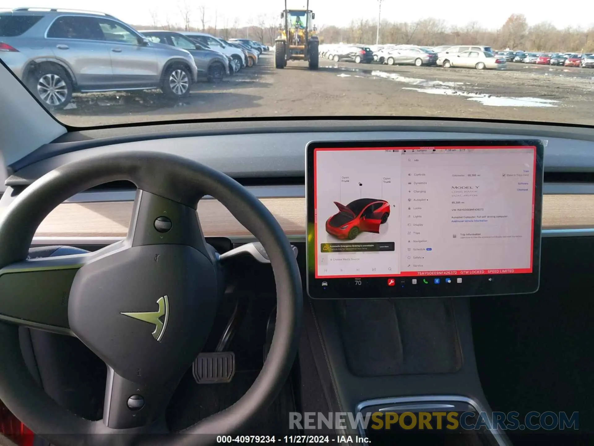 18 Photograph of a damaged car 7SAYGDEE9NF426372 TESLA MODEL Y 2022