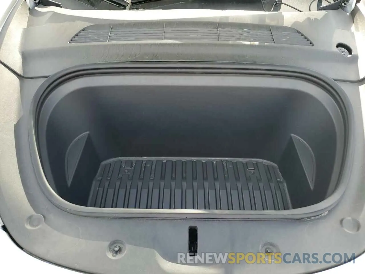 12 Photograph of a damaged car 7SAYGDEE9NF437856 TESLA MODEL Y 2022