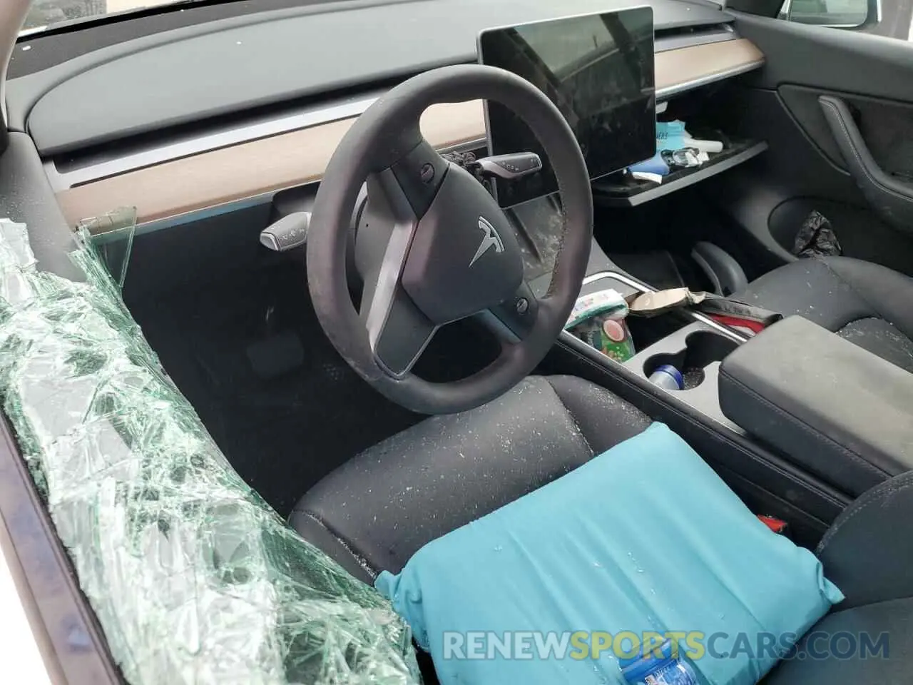 8 Photograph of a damaged car 7SAYGDEE9NF460196 TESLA MODEL Y 2022