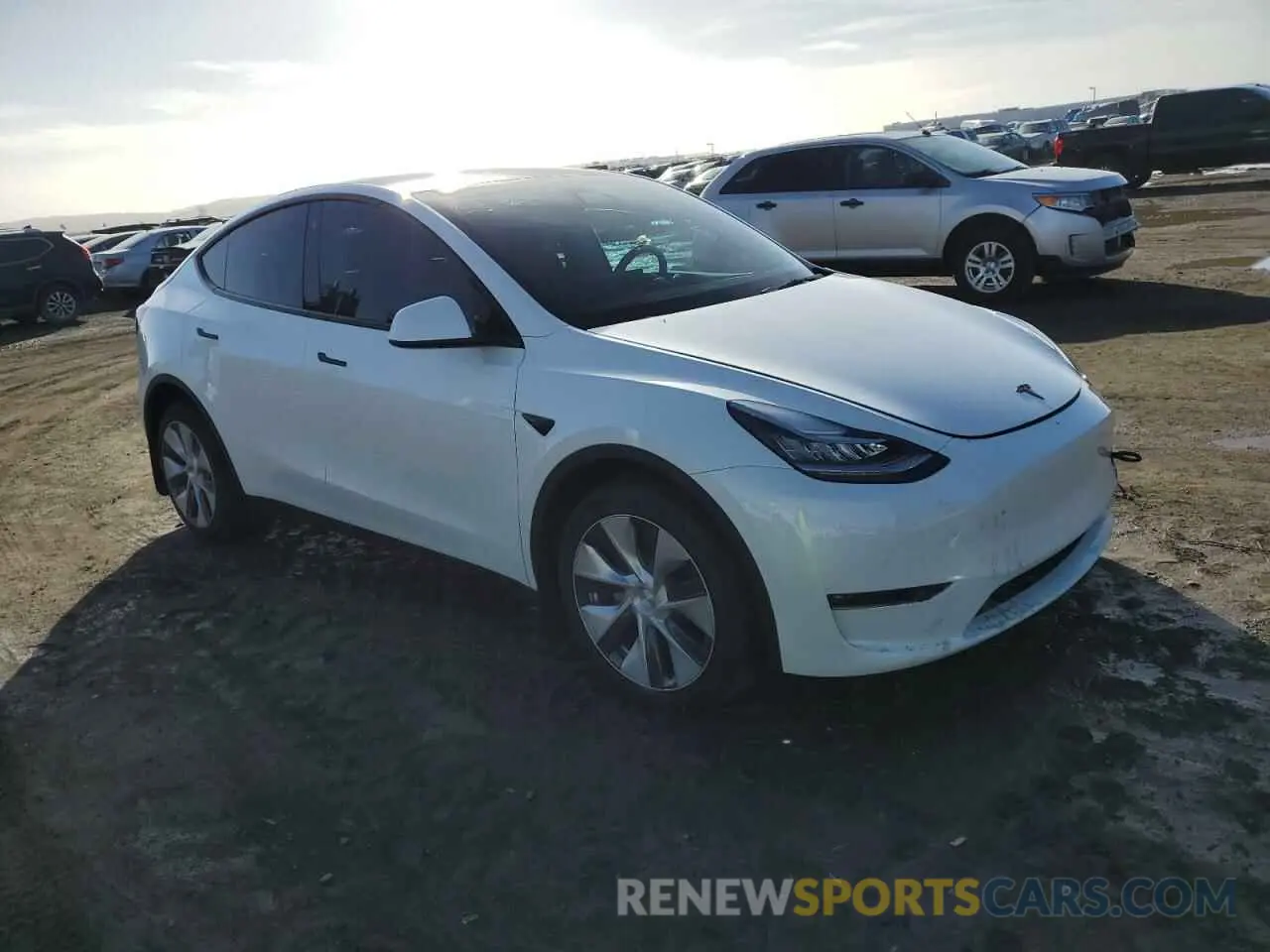 4 Photograph of a damaged car 7SAYGDEE9NF511079 TESLA MODEL Y 2022