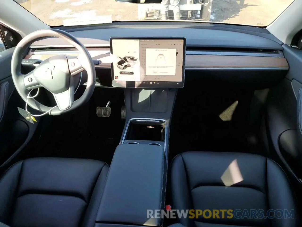 8 Photograph of a damaged car 7SAYGDEE9NF511079 TESLA MODEL Y 2022