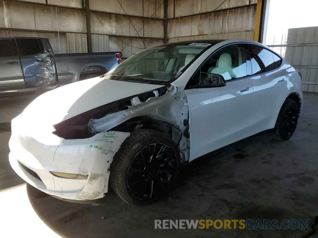 1 Photograph of a damaged car 7SAYGDEEXNF339824 TESLA MODEL Y 2022