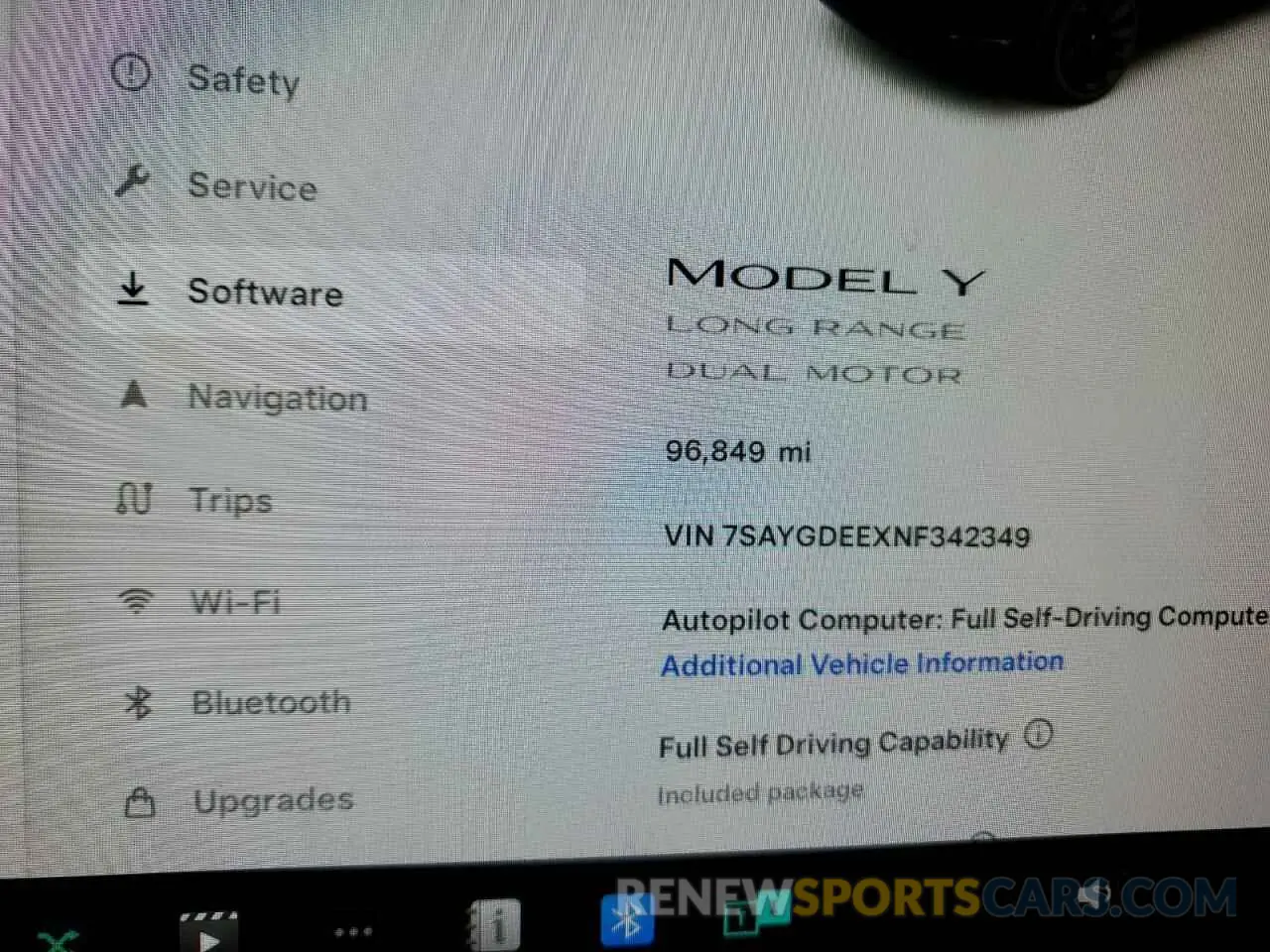 9 Photograph of a damaged car 7SAYGDEEXNF342349 TESLA MODEL Y 2022