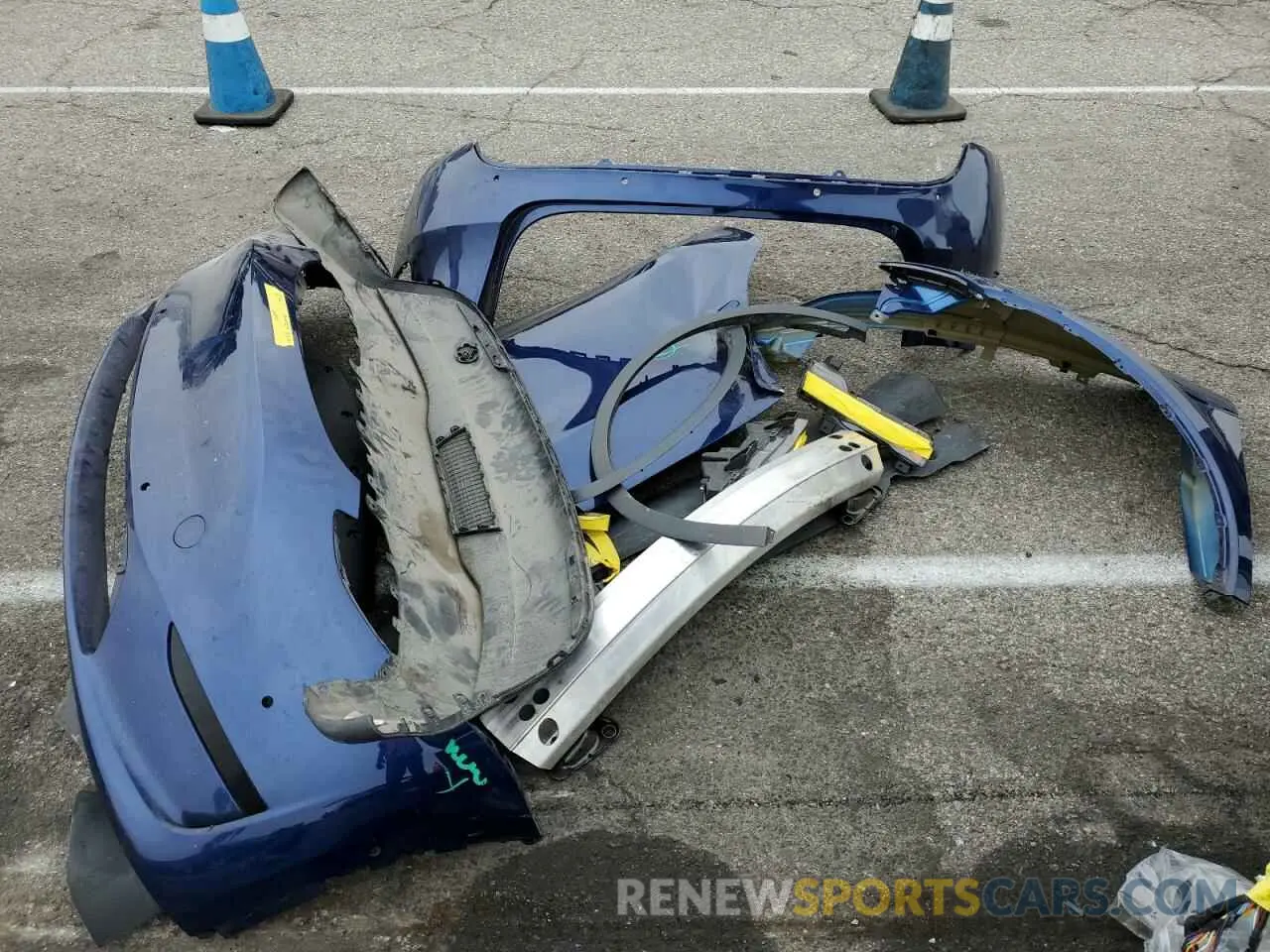 13 Photograph of a damaged car 7SAYGDEEXNF415400 TESLA MODEL Y 2022