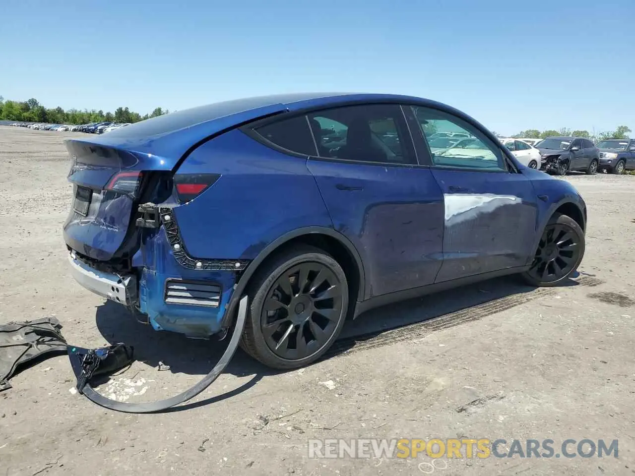 3 Photograph of a damaged car 7SAYGDEEXNF444122 TESLA MODEL Y 2022