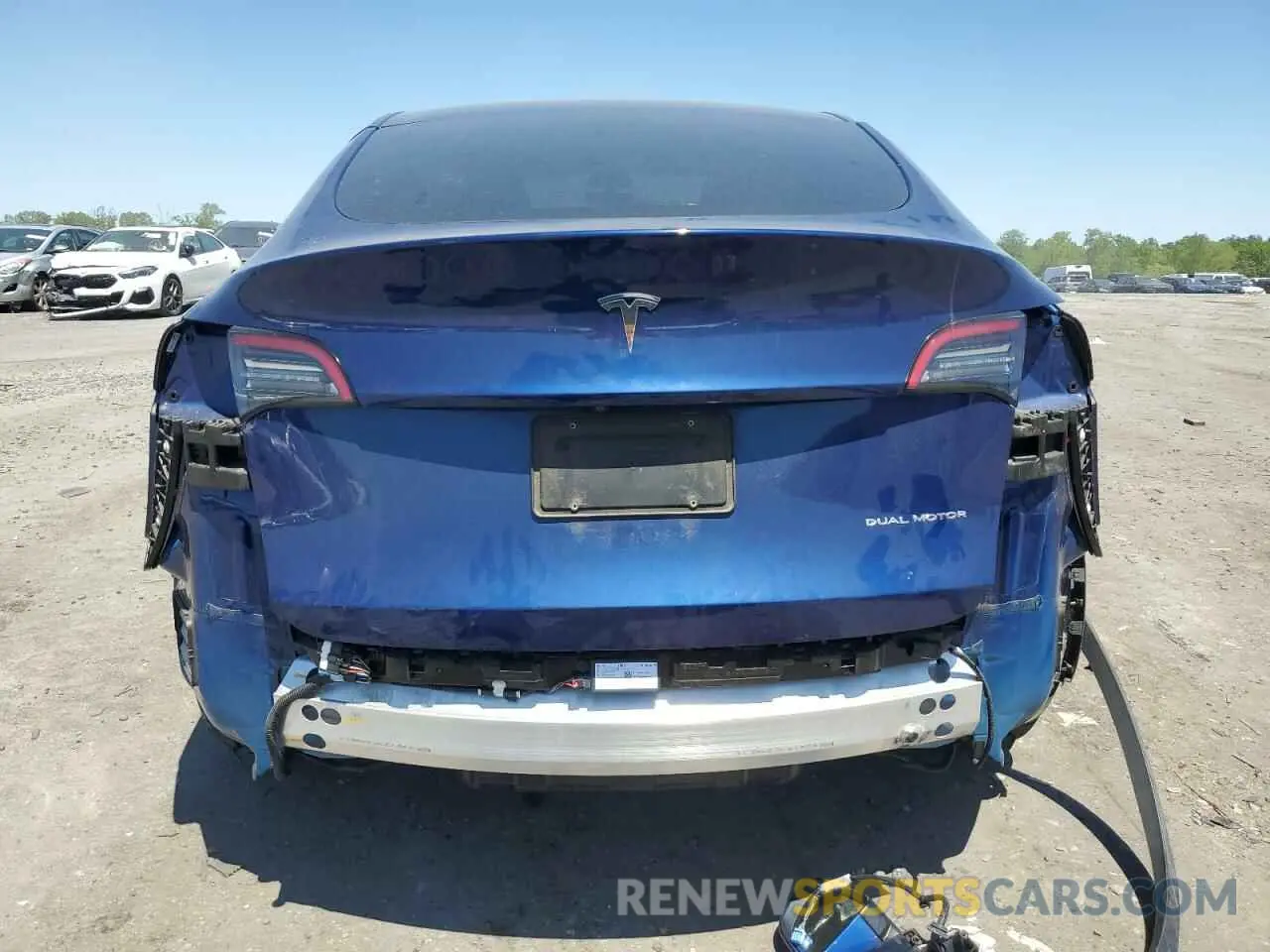 6 Photograph of a damaged car 7SAYGDEEXNF444122 TESLA MODEL Y 2022