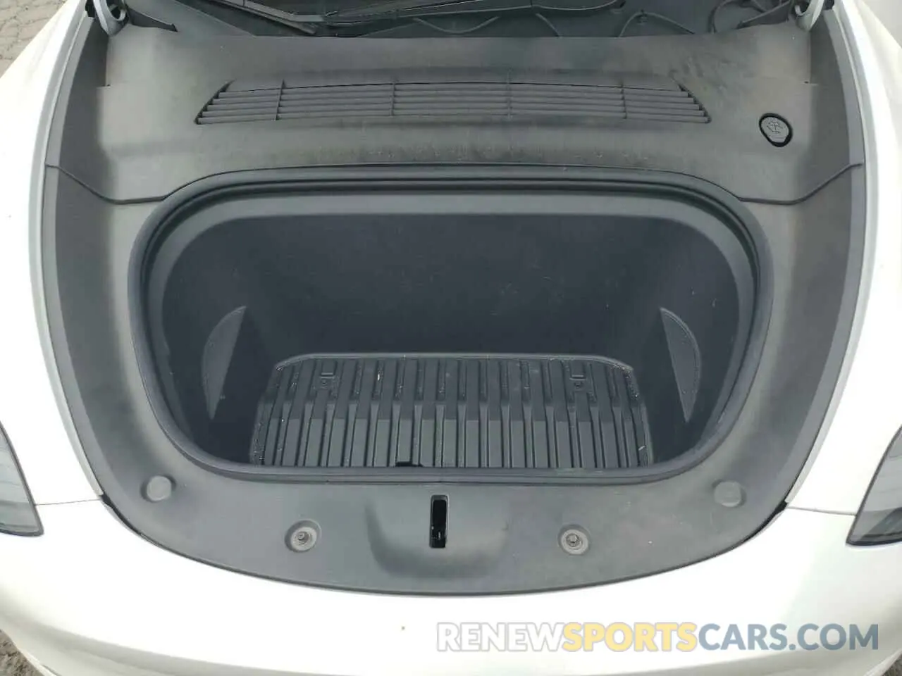 12 Photograph of a damaged car 7SAYGDEF0NF358309 TESLA MODEL Y 2022