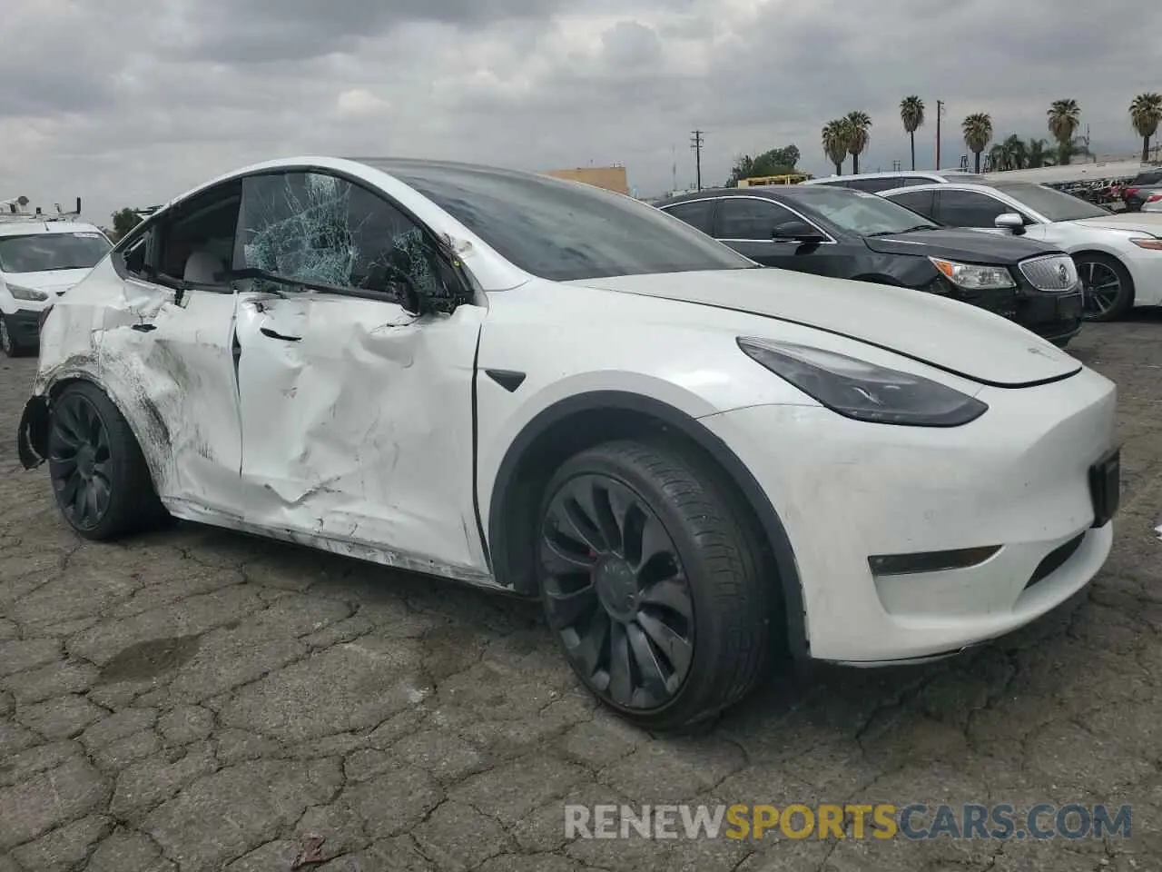4 Photograph of a damaged car 7SAYGDEF0NF358309 TESLA MODEL Y 2022