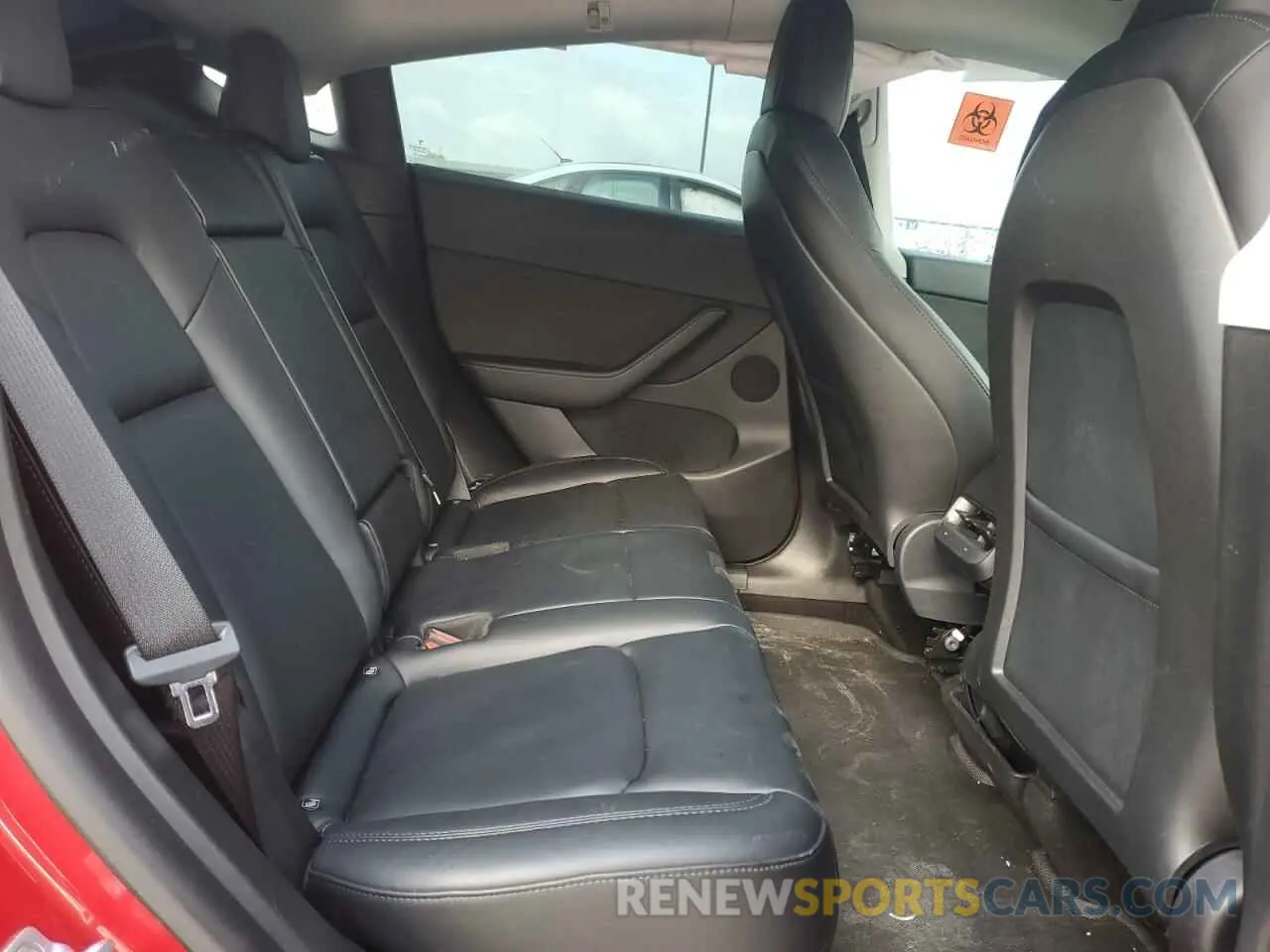 10 Photograph of a damaged car 7SAYGDEF0NF372307 TESLA MODEL Y 2022