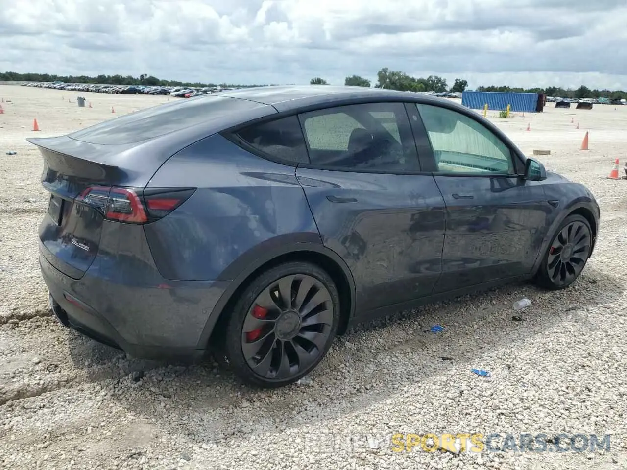 3 Photograph of a damaged car 7SAYGDEF0NF376986 TESLA MODEL Y 2022