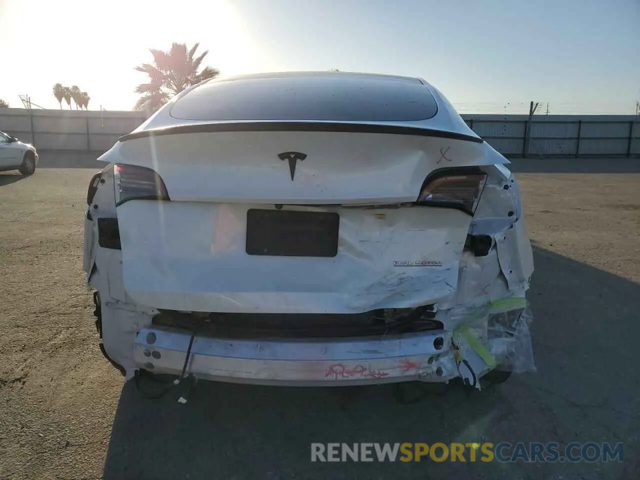 6 Фотография поврежденного автомобиля 7SAYGDEF0NF397241 TESLA MODEL Y 2022