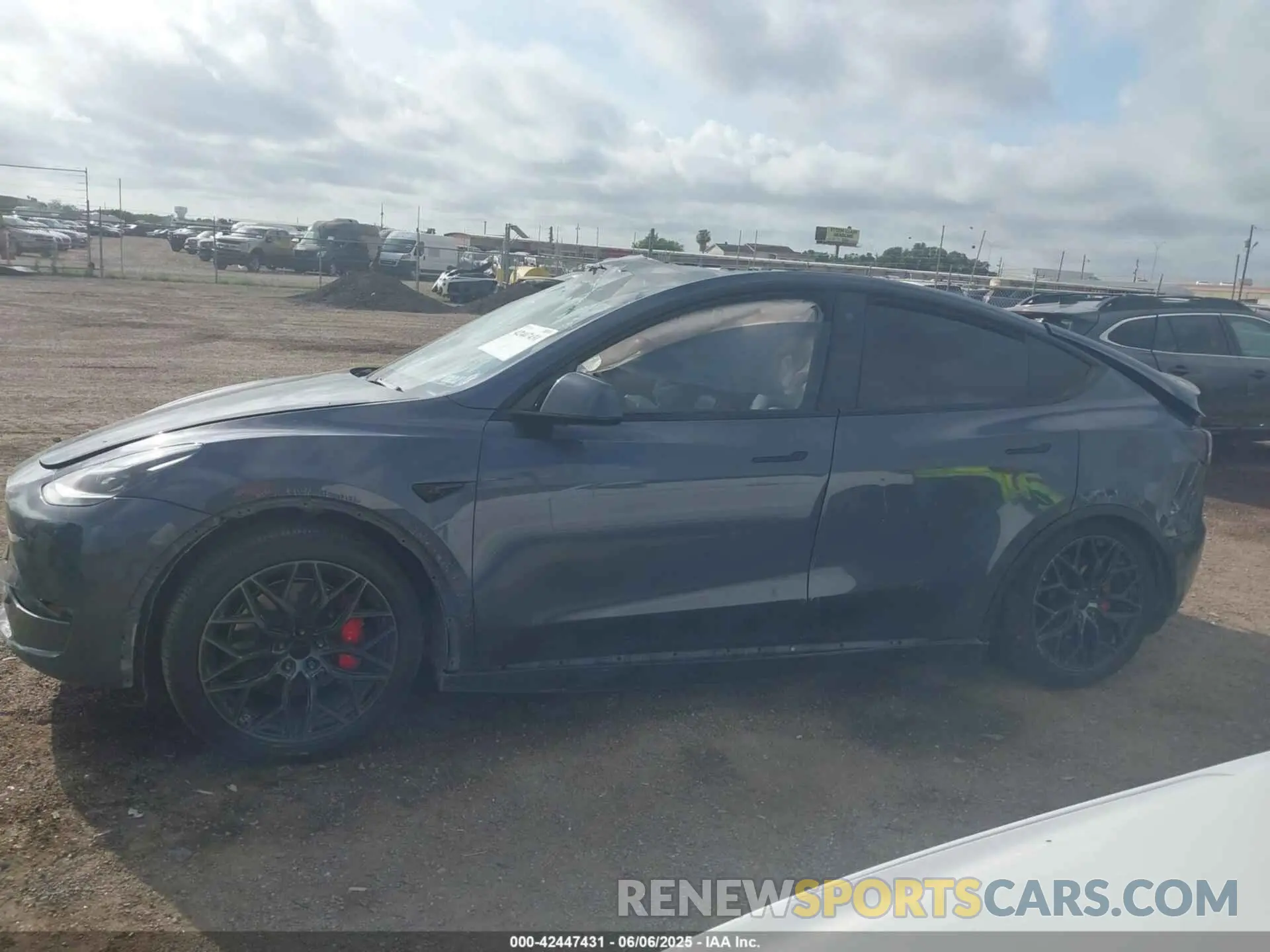 14 Фотография поврежденного автомобиля 7SAYGDEF0NF451671 TESLA MODEL Y 2022