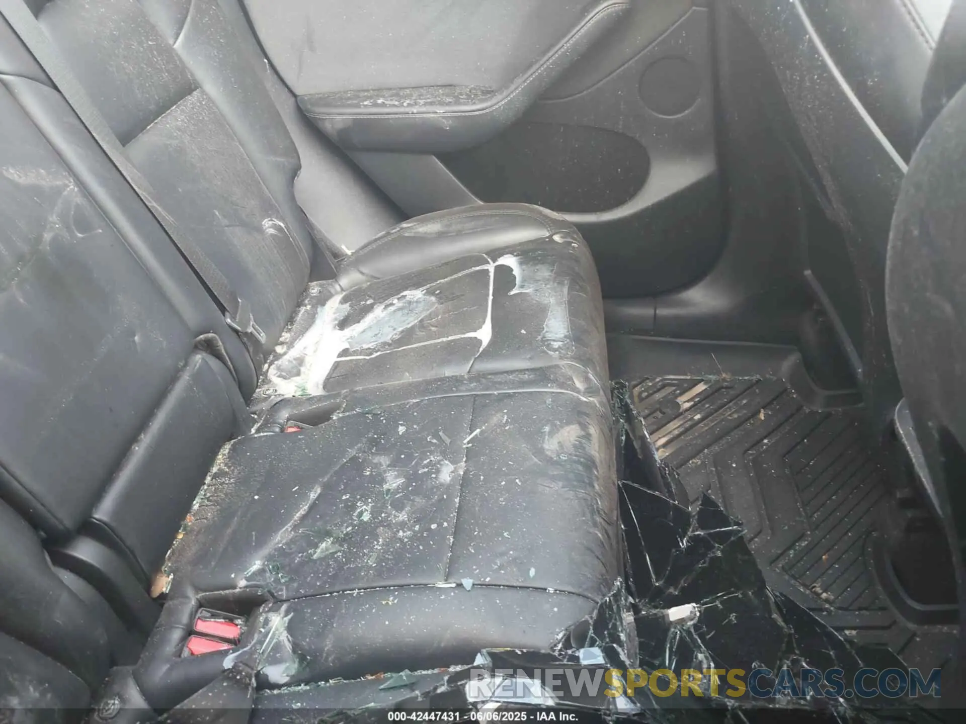 8 Фотография поврежденного автомобиля 7SAYGDEF0NF451671 TESLA MODEL Y 2022