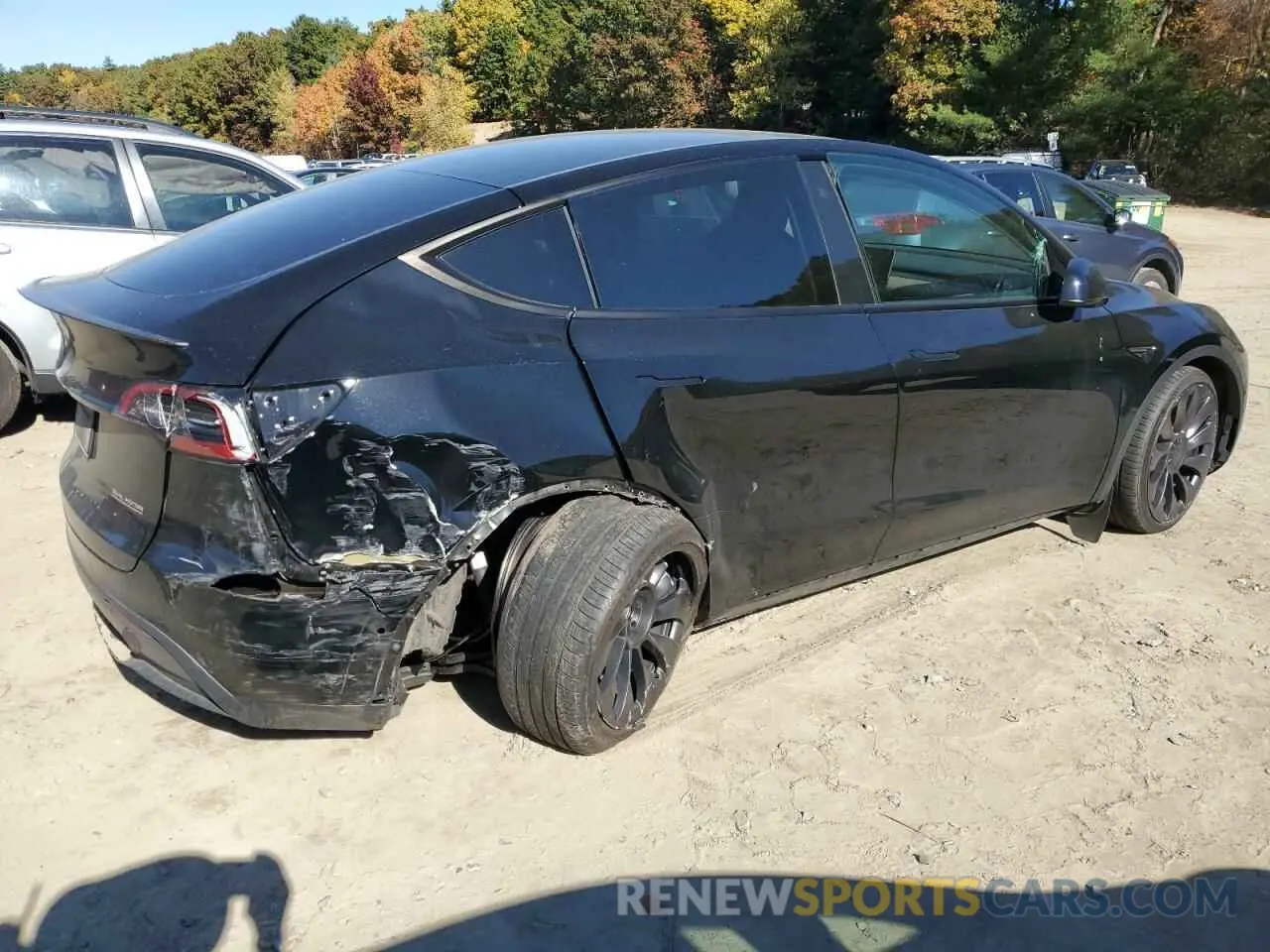3 Photograph of a damaged car 7SAYGDEF0NF572135 TESLA MODEL Y 2022