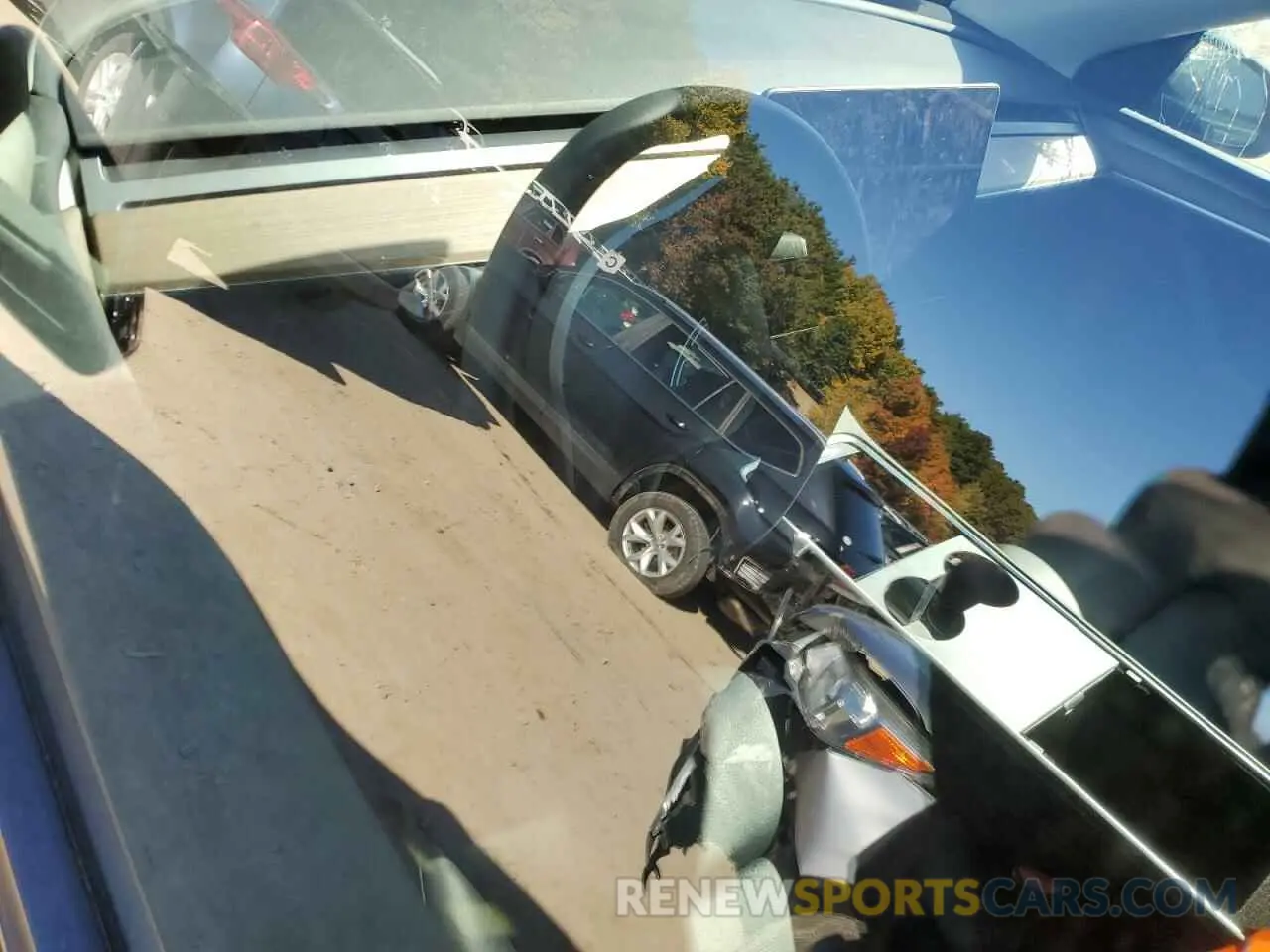 8 Photograph of a damaged car 7SAYGDEF0NF572135 TESLA MODEL Y 2022