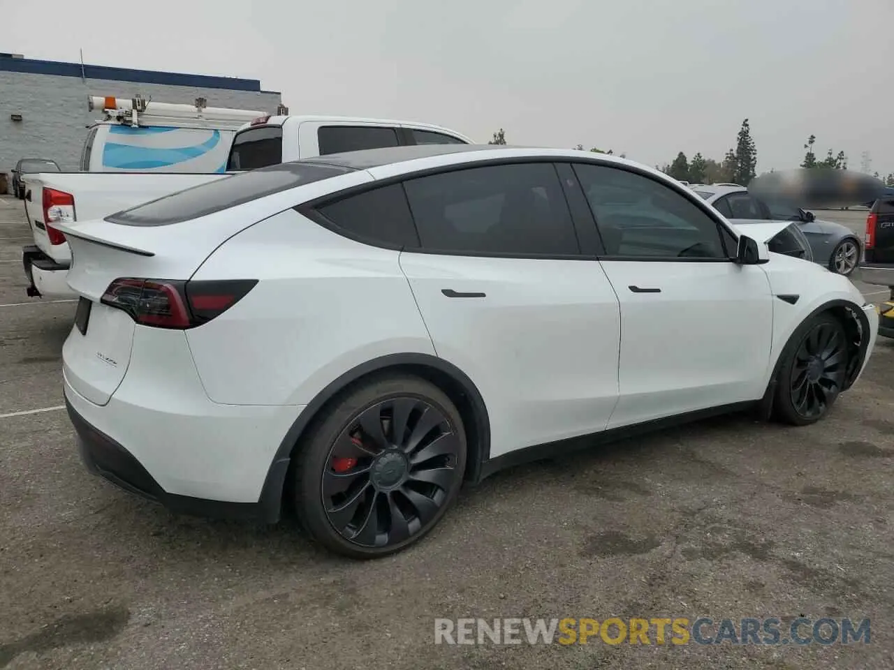 3 Photograph of a damaged car 7SAYGDEF1NF406397 TESLA MODEL Y 2022
