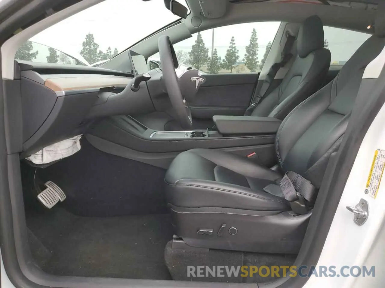 7 Photograph of a damaged car 7SAYGDEF1NF406397 TESLA MODEL Y 2022