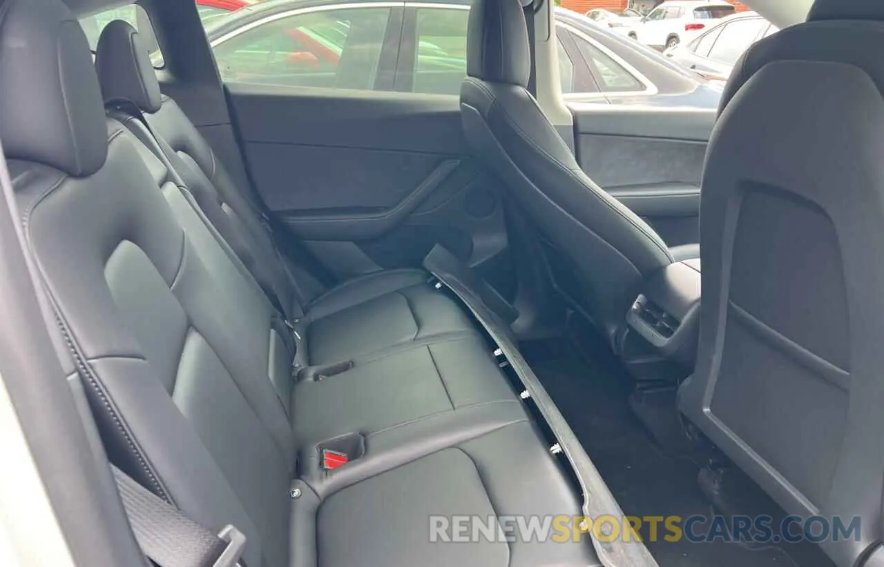 6 Photograph of a damaged car 7SAYGDEF1NF436290 TESLA MODEL Y 2022