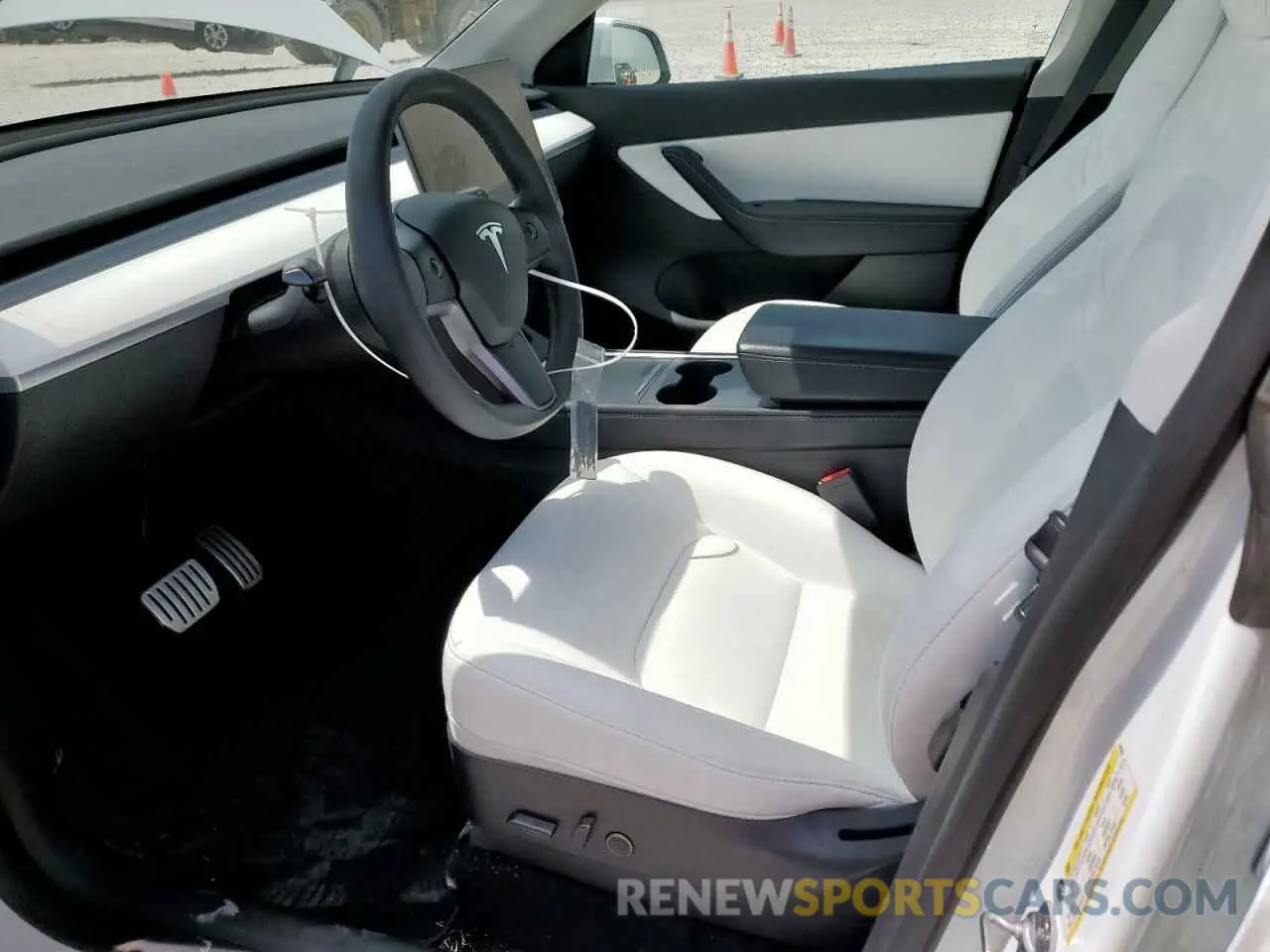 7 Photograph of a damaged car 7SAYGDEF1NF438640 TESLA MODEL Y 2022