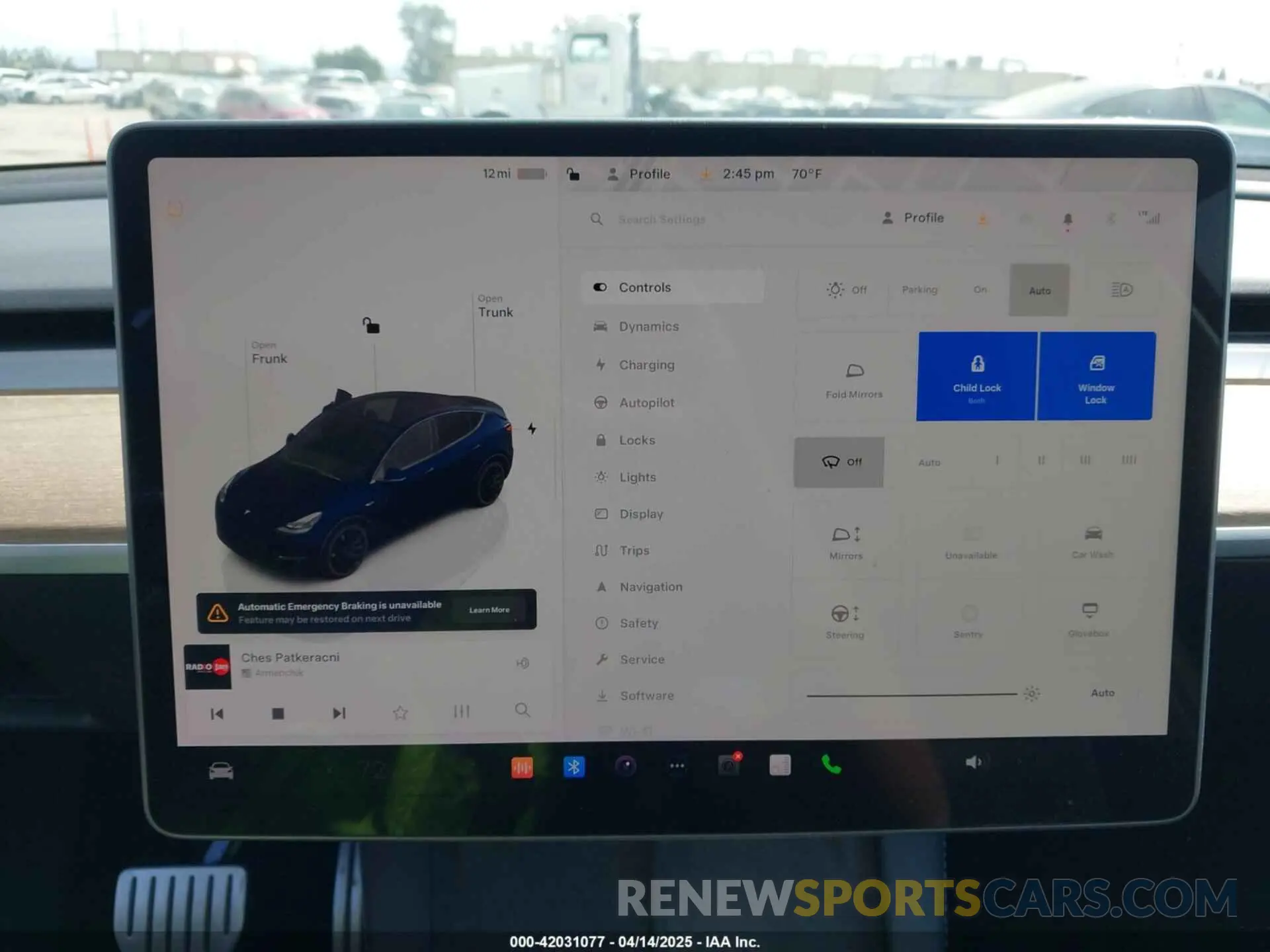 18 Photograph of a damaged car 7SAYGDEF1NF538544 TESLA MODEL Y 2022