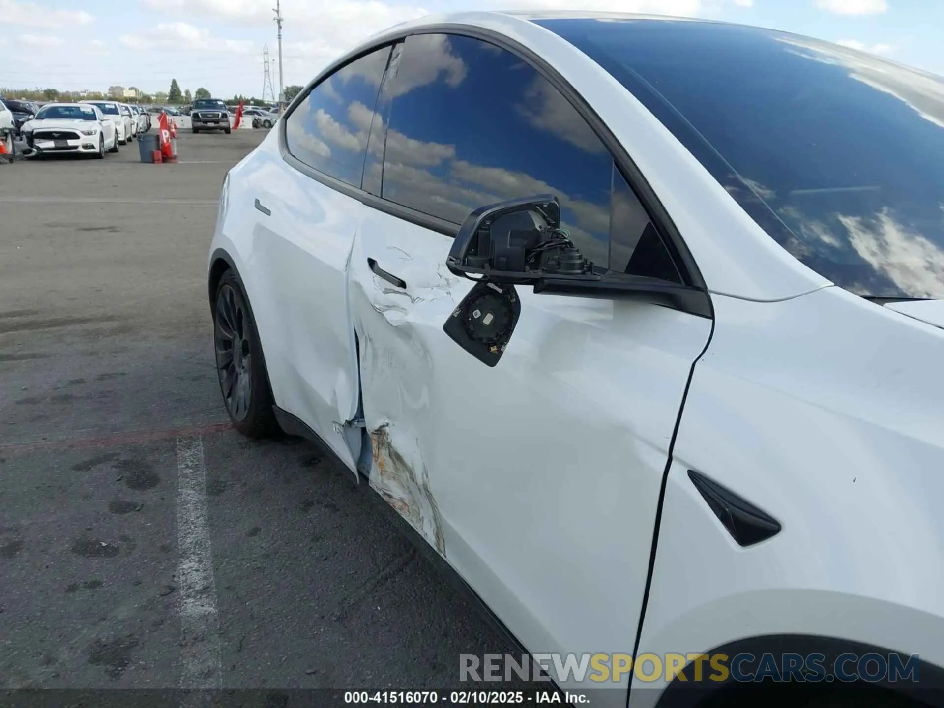 6 Фотография поврежденного автомобиля 7SAYGDEF1NF559572 TESLA MODEL Y 2022