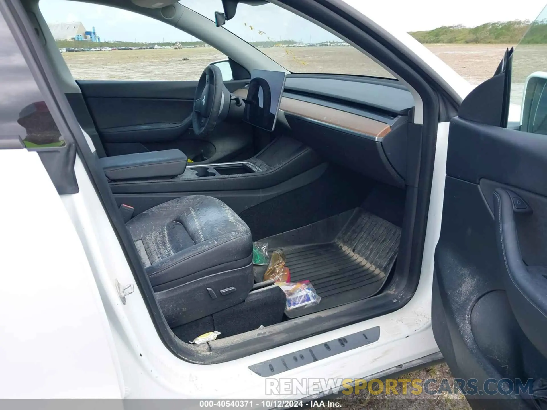 5 Фотография поврежденного автомобиля 7SAYGDEF2NF327711 TESLA MODEL Y 2022