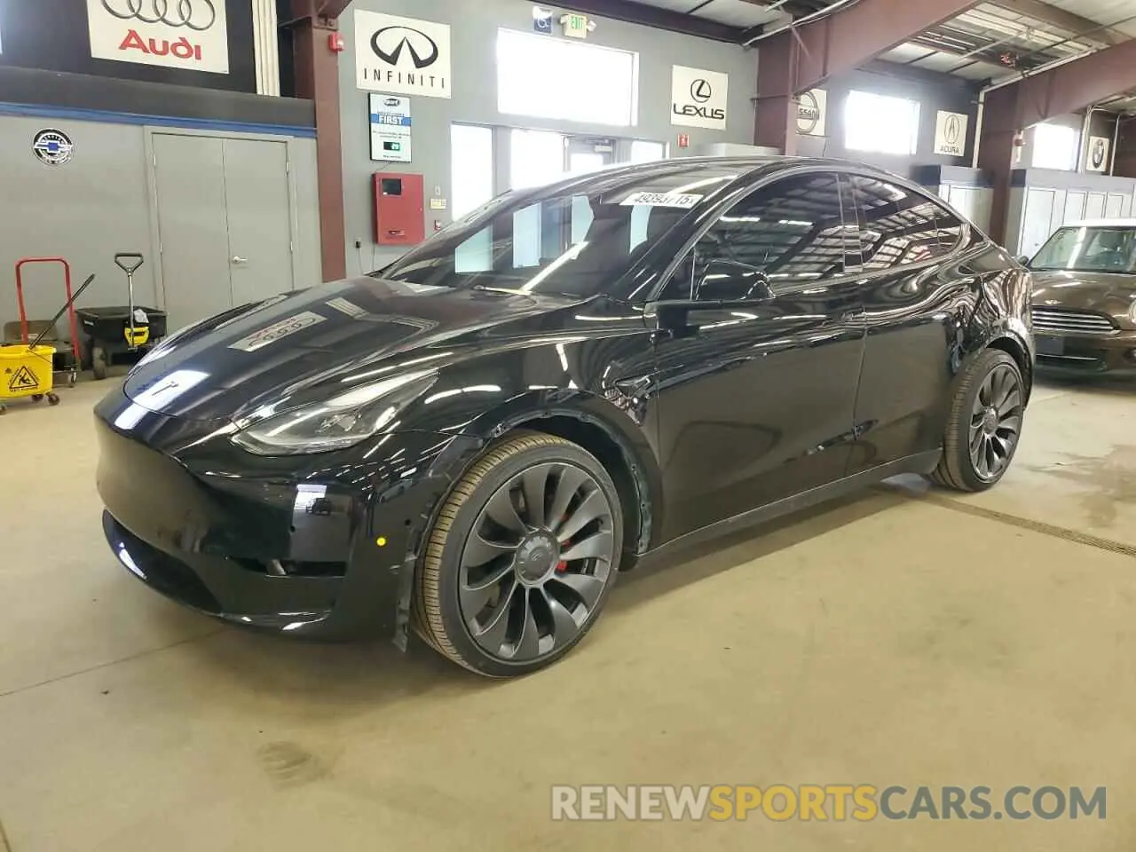 1 Photograph of a damaged car 7SAYGDEF2NF341379 TESLA MODEL Y 2022