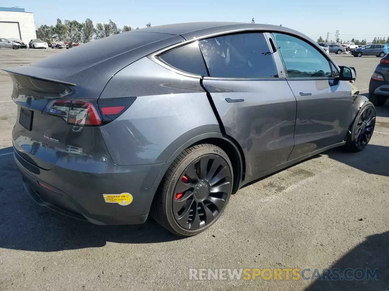 3 Photograph of a damaged car 7SAYGDEF2NF355590 TESLA MODEL Y 2022