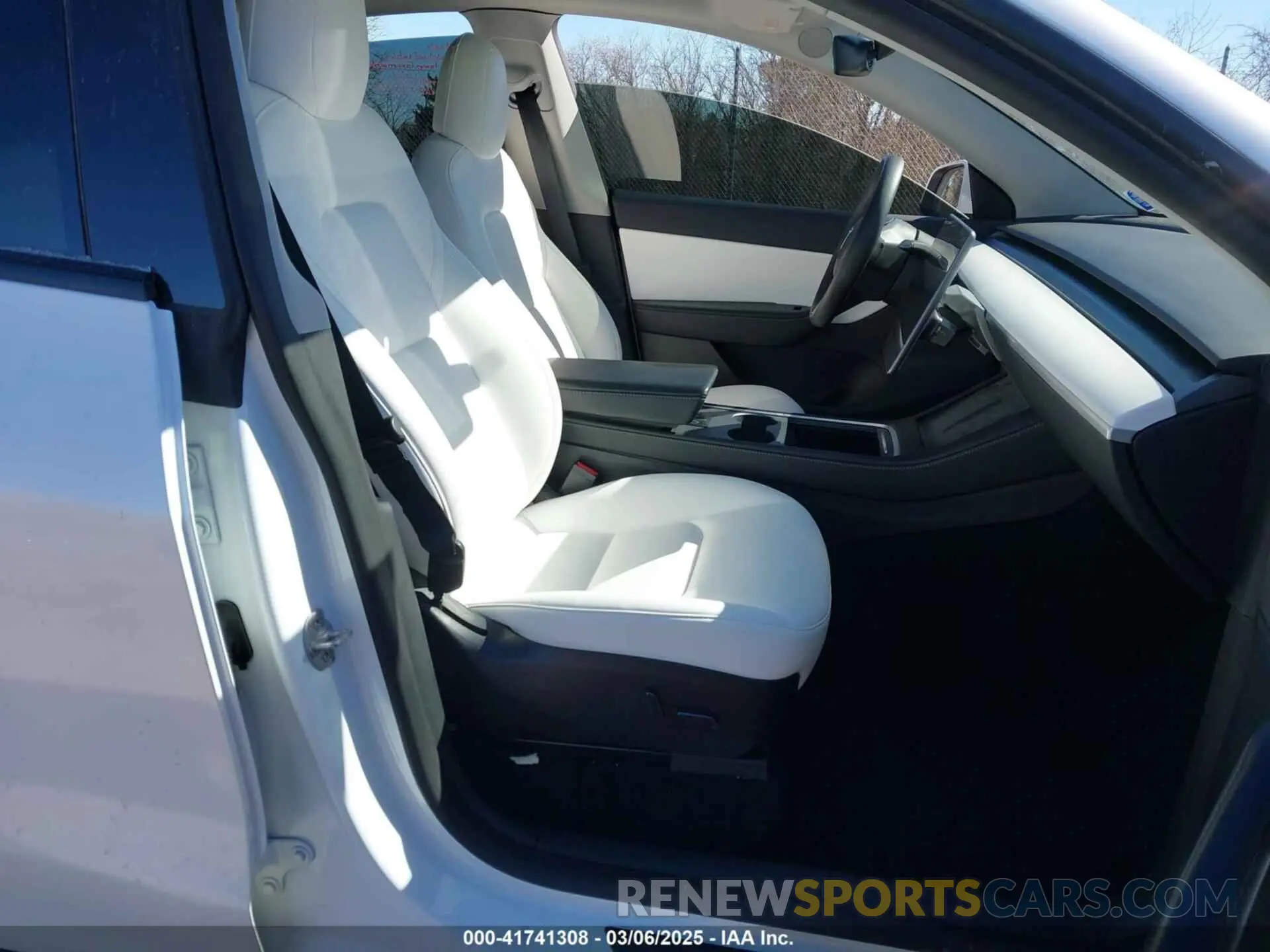 5 Фотография поврежденного автомобиля 7SAYGDEF2NF372096 TESLA MODEL Y 2022