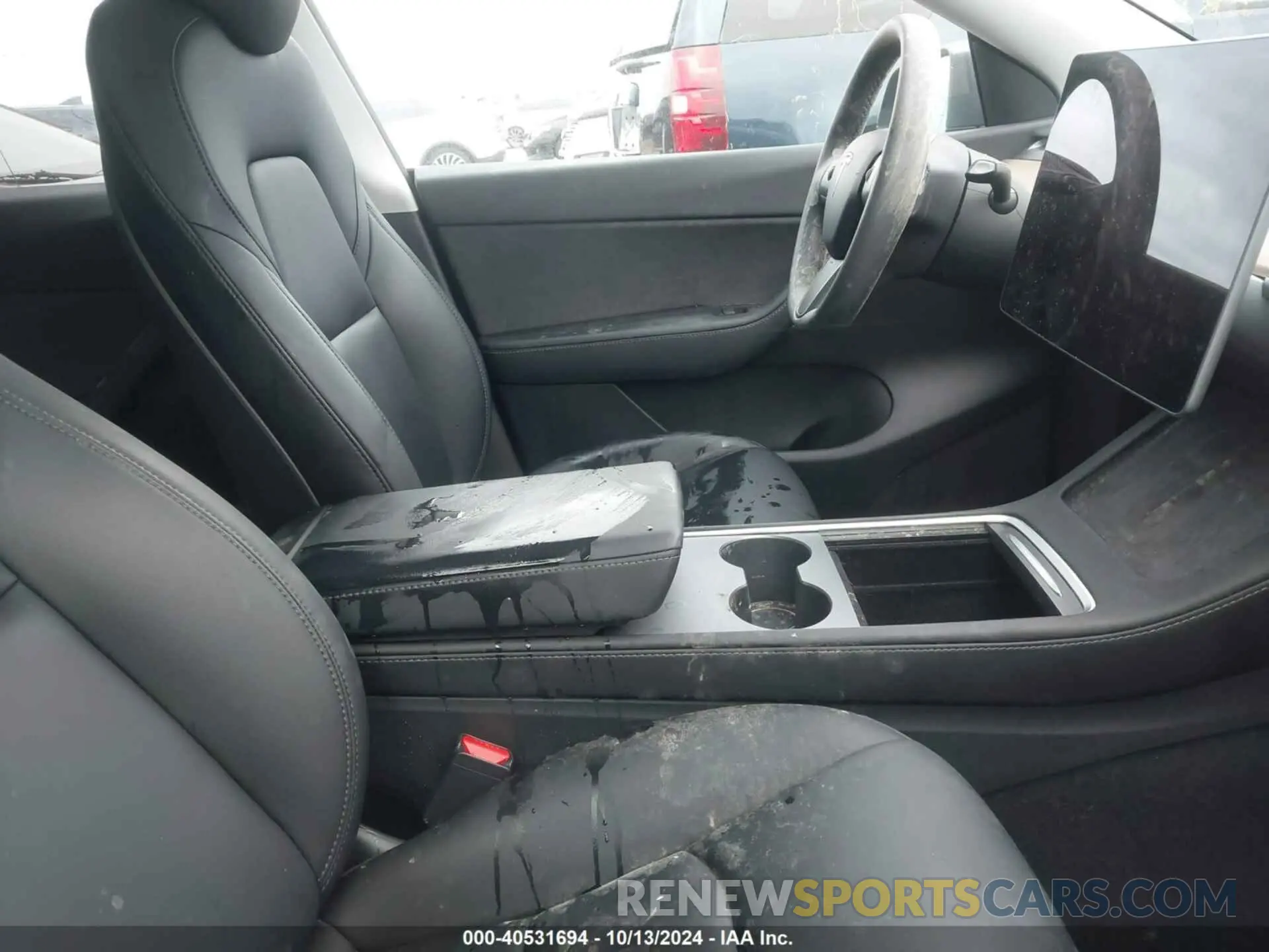 5 Photograph of a damaged car 7SAYGDEF2NF372521 TESLA MODEL Y 2022