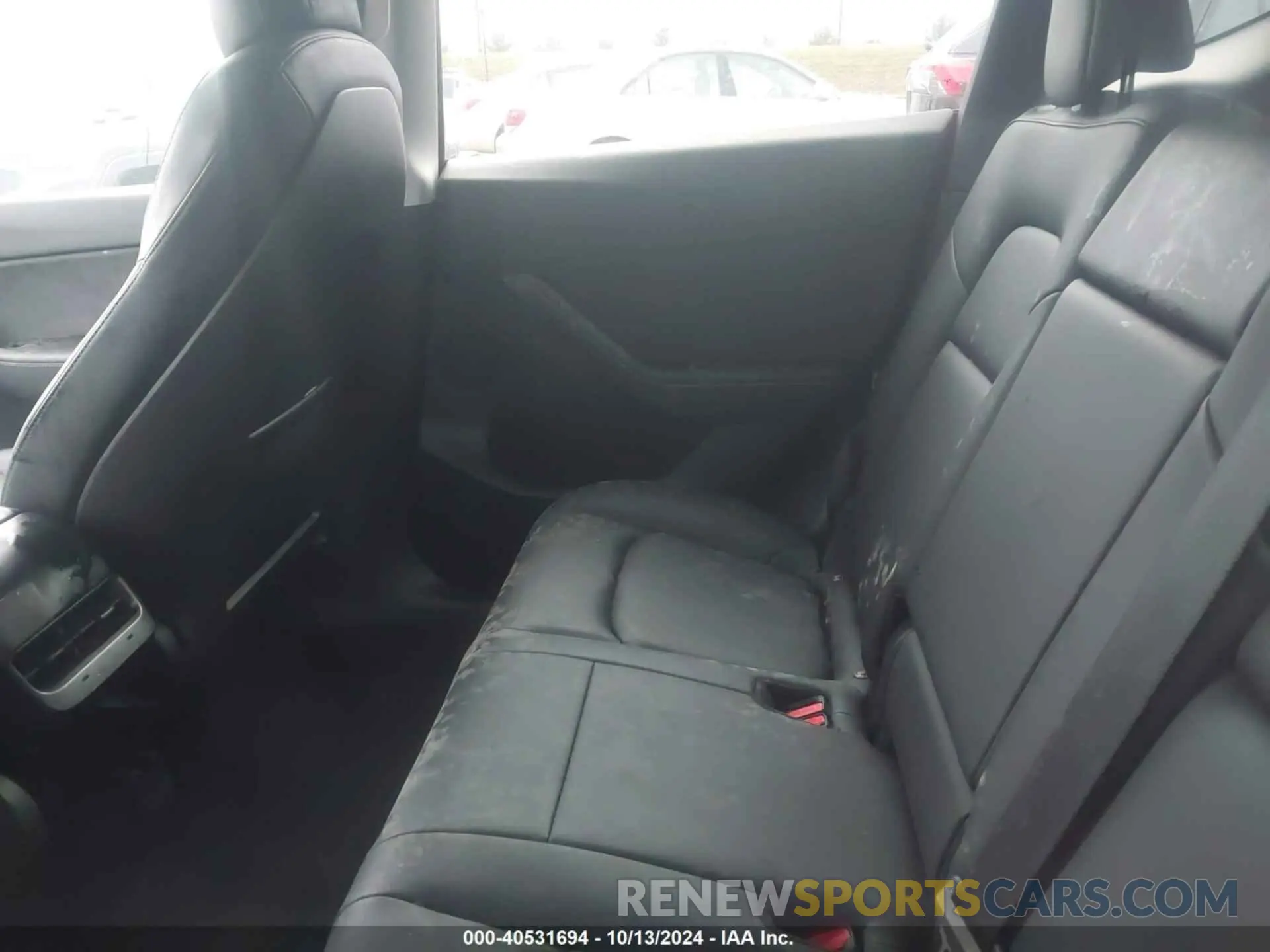 8 Photograph of a damaged car 7SAYGDEF2NF372521 TESLA MODEL Y 2022