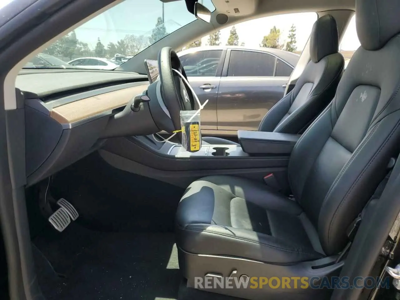 7 Photograph of a damaged car 7SAYGDEF2NF443037 TESLA MODEL Y 2022