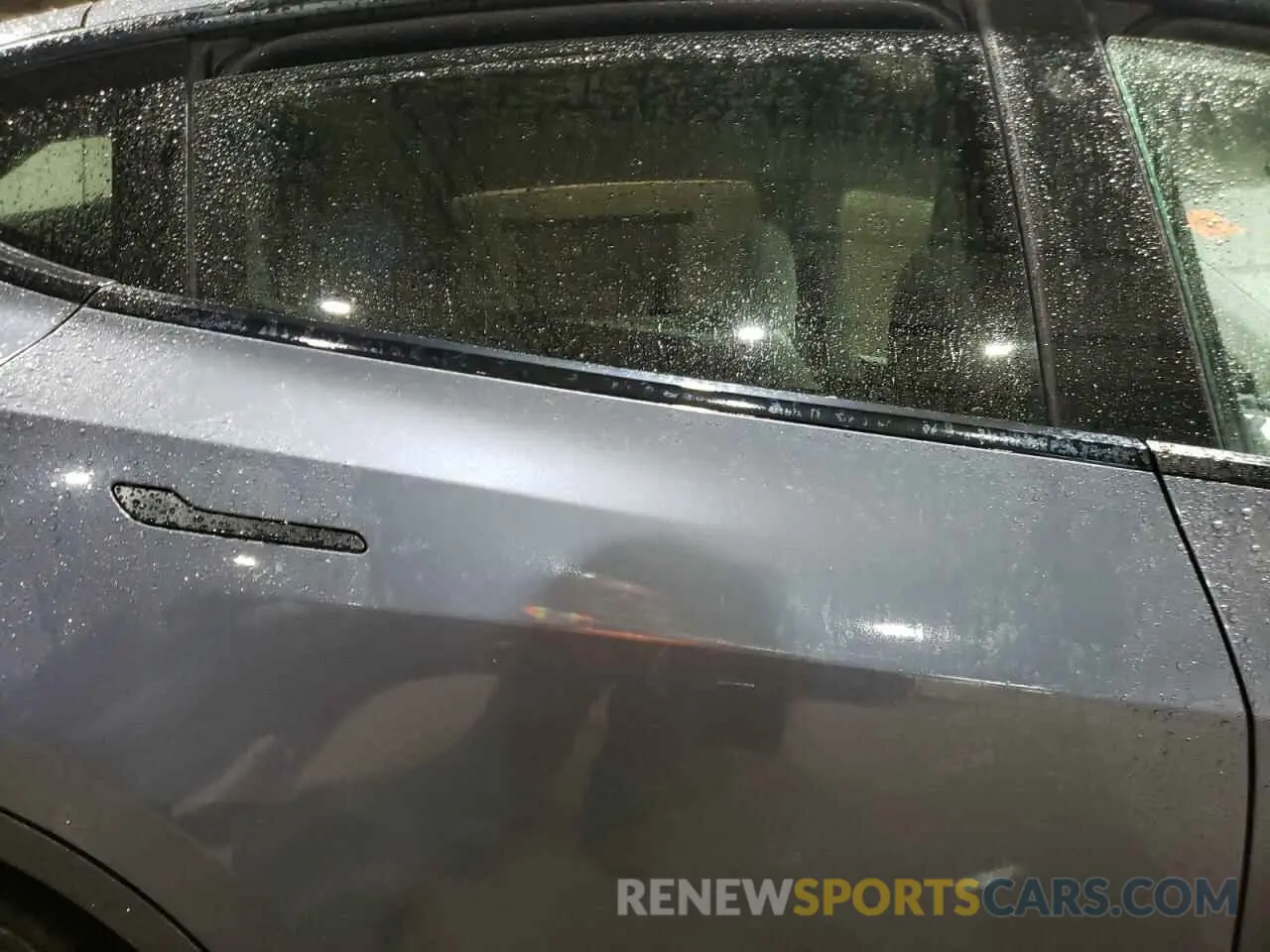 10 Photograph of a damaged car 7SAYGDEF2NF545857 TESLA MODEL Y 2022