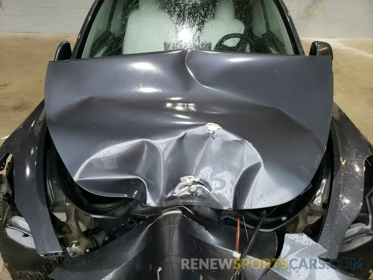 11 Photograph of a damaged car 7SAYGDEF2NF545857 TESLA MODEL Y 2022