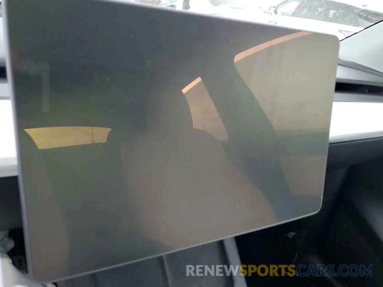 9 Photograph of a damaged car 7SAYGDEF3NF326213 TESLA MODEL Y 2022