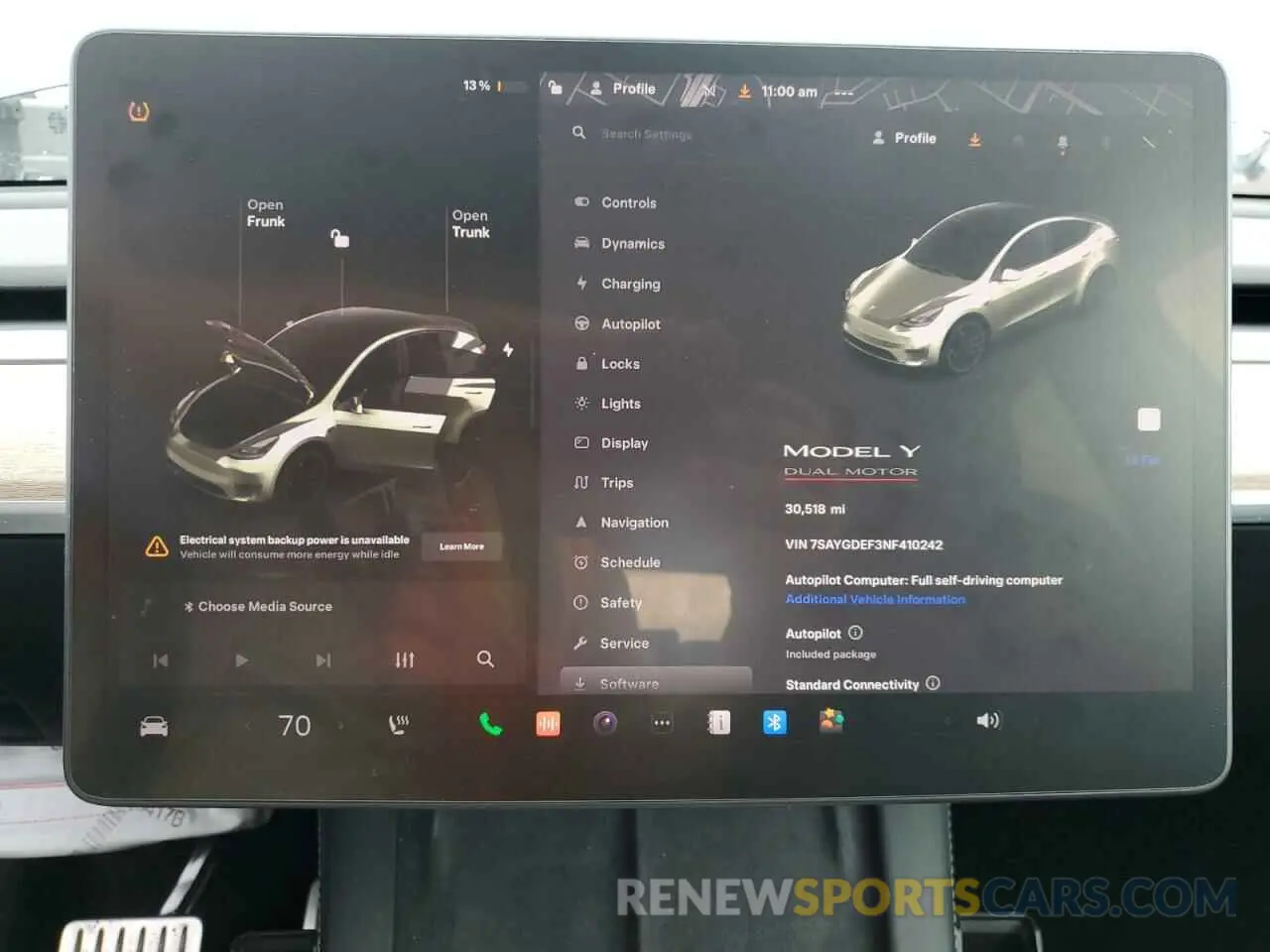 9 Photograph of a damaged car 7SAYGDEF3NF410242 TESLA MODEL Y 2022