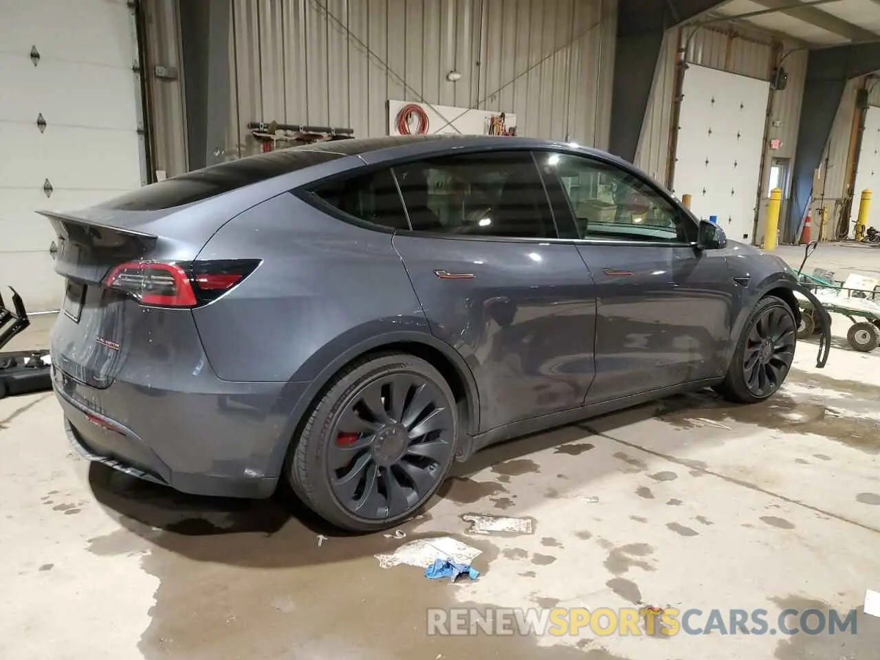 3 Photograph of a damaged car 7SAYGDEF3NF444522 TESLA MODEL Y 2022