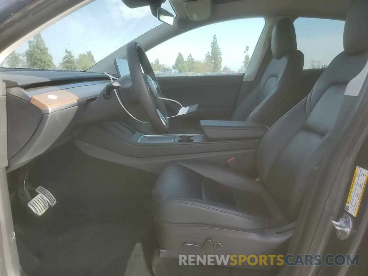 7 Photograph of a damaged car 7SAYGDEF3NF490643 TESLA MODEL Y 2022