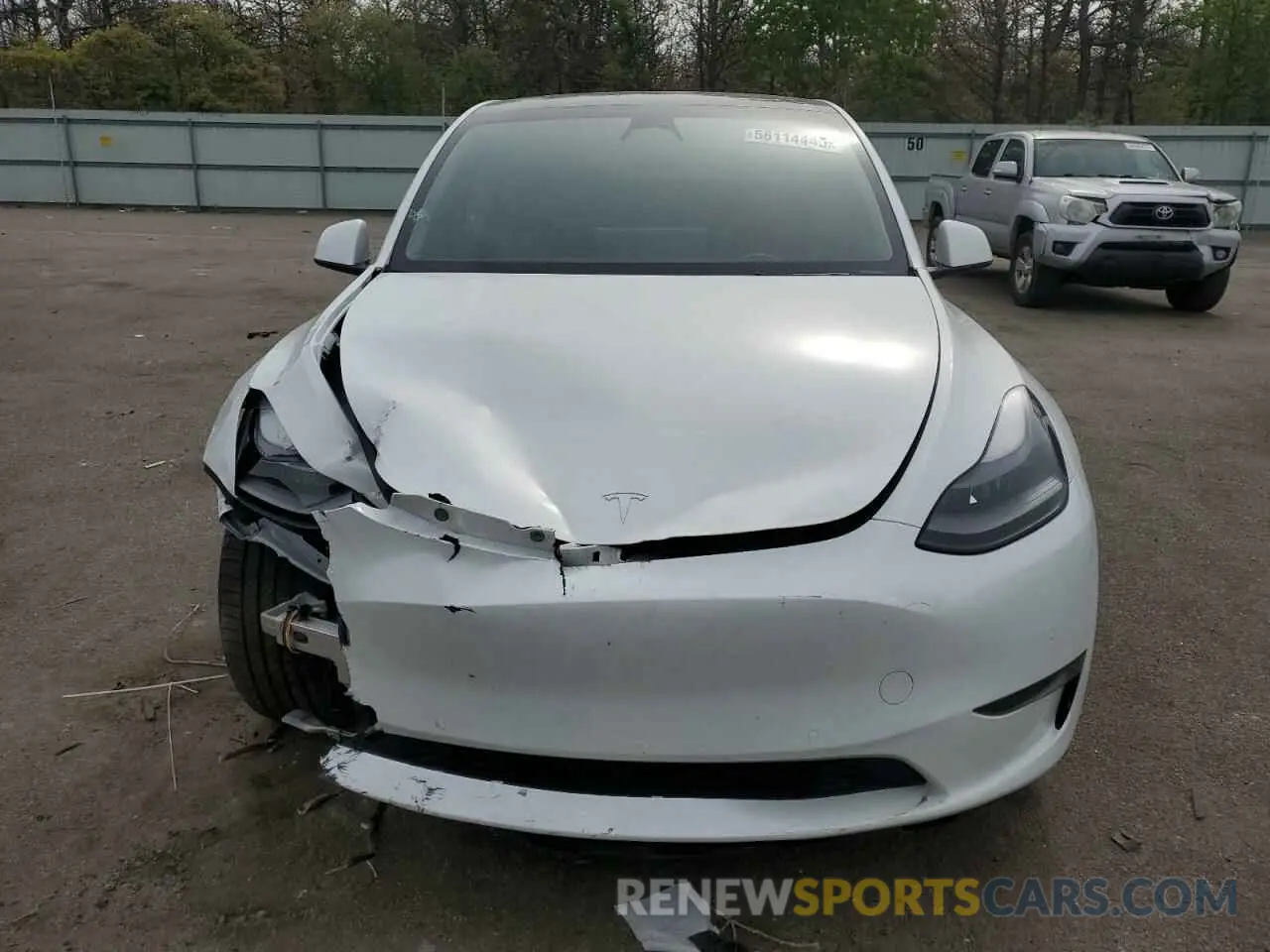 5 Photograph of a damaged car 7SAYGDEF3NF523706 TESLA MODEL Y 2022