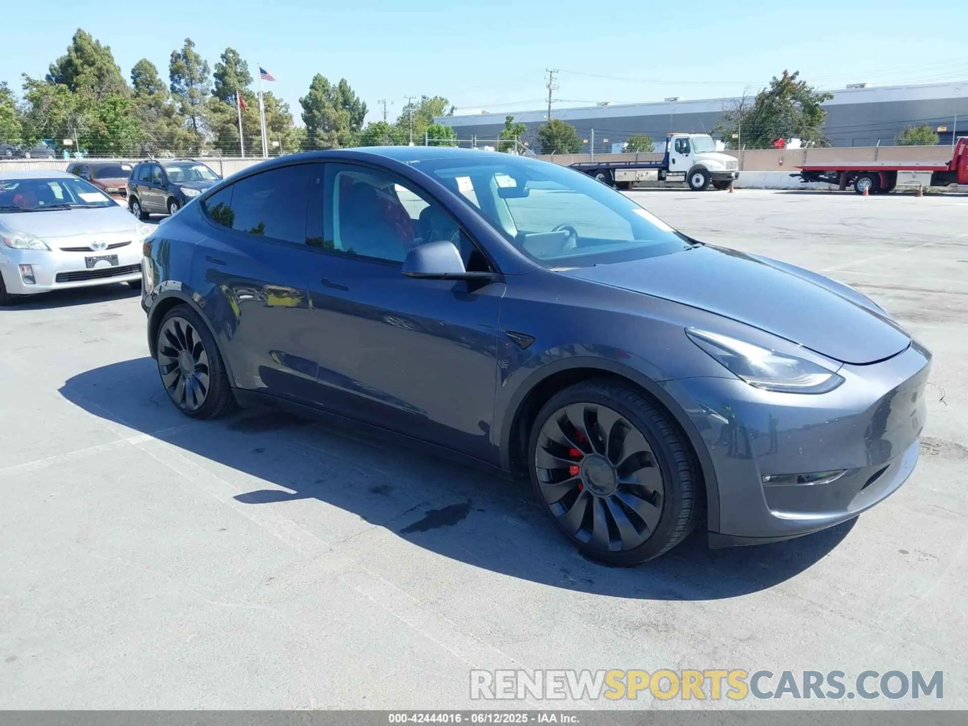 14 Фотография поврежденного автомобиля 7SAYGDEF3NF563266 TESLA MODEL Y 2022